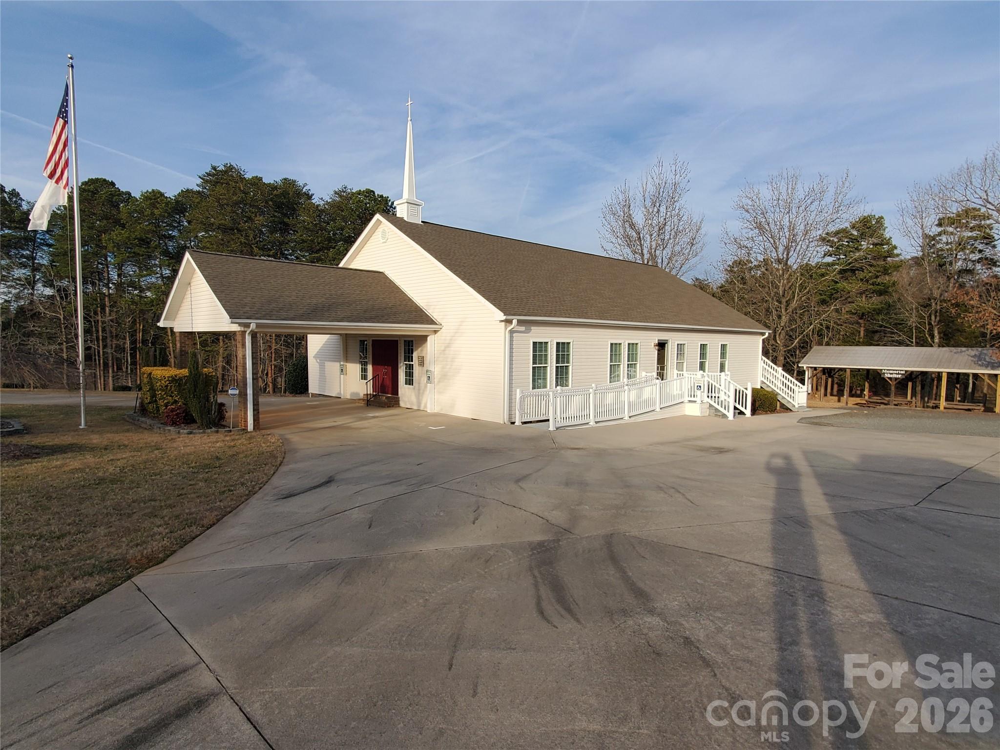 101 N Cardinal Drive Property Photo 27