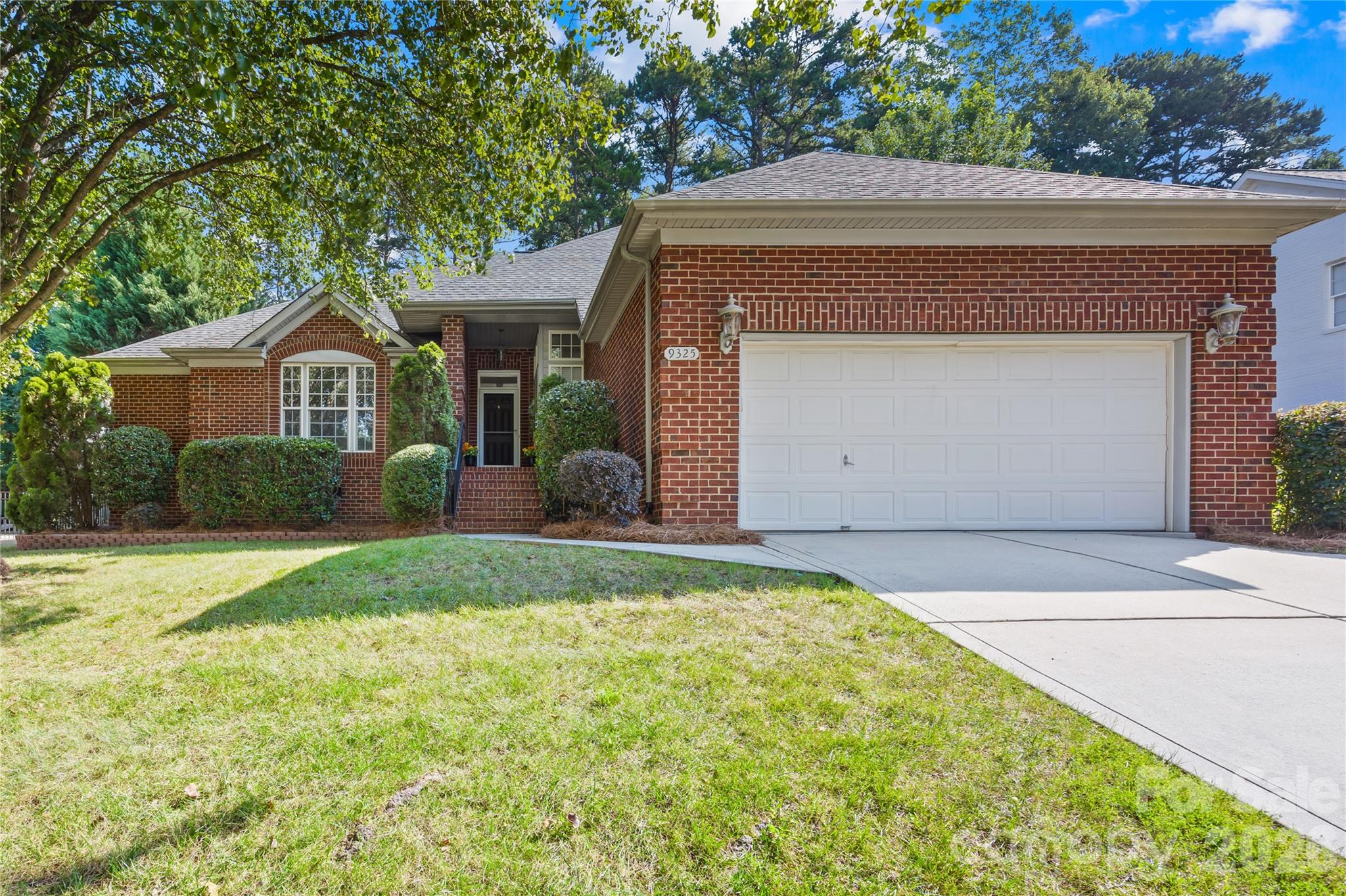 9325 Brown Gelly Drive Property Photo 1