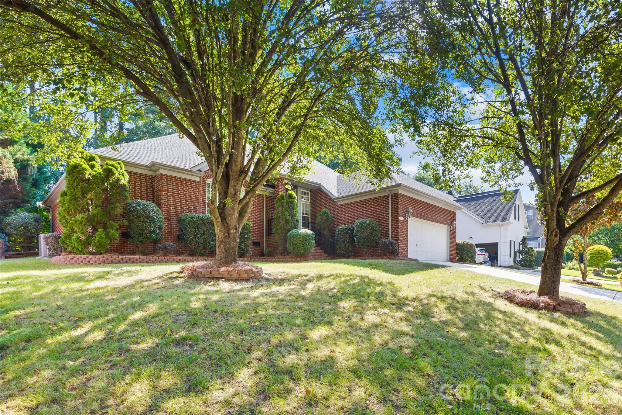 9325 Brown Gelly Drive Property Photo 2