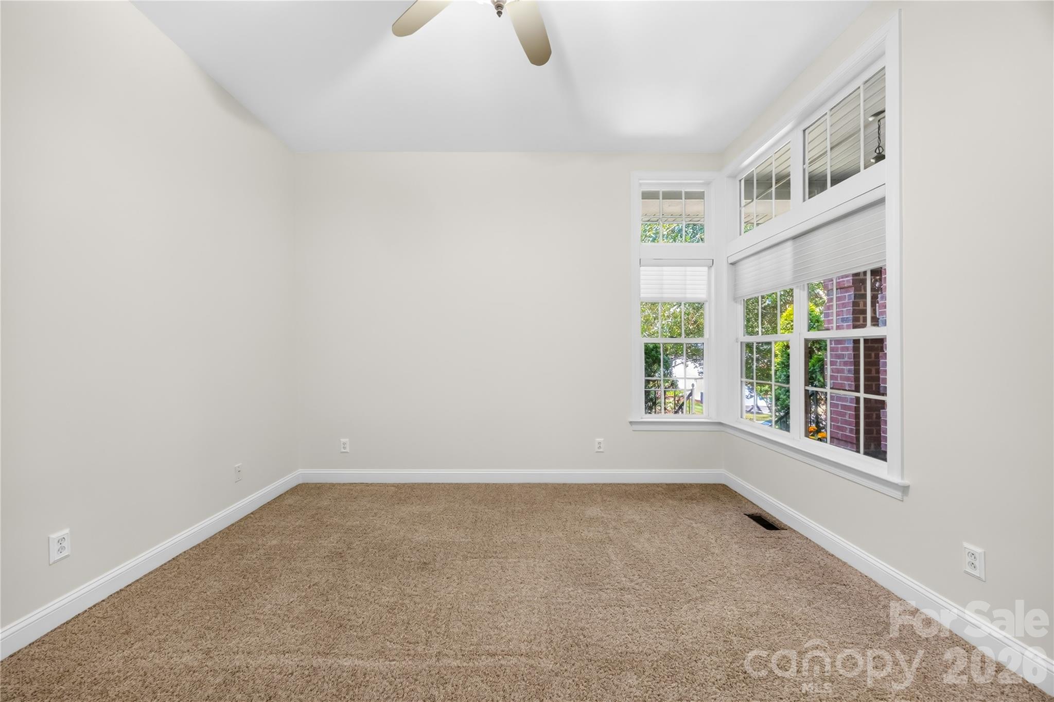 9325 Brown Gelly Drive Property Photo 7