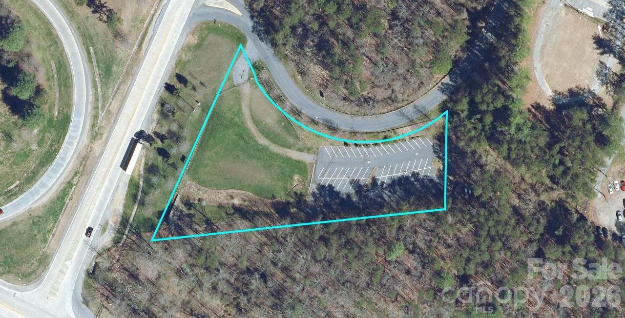 303 Gashes Creek Road Property Photo 3