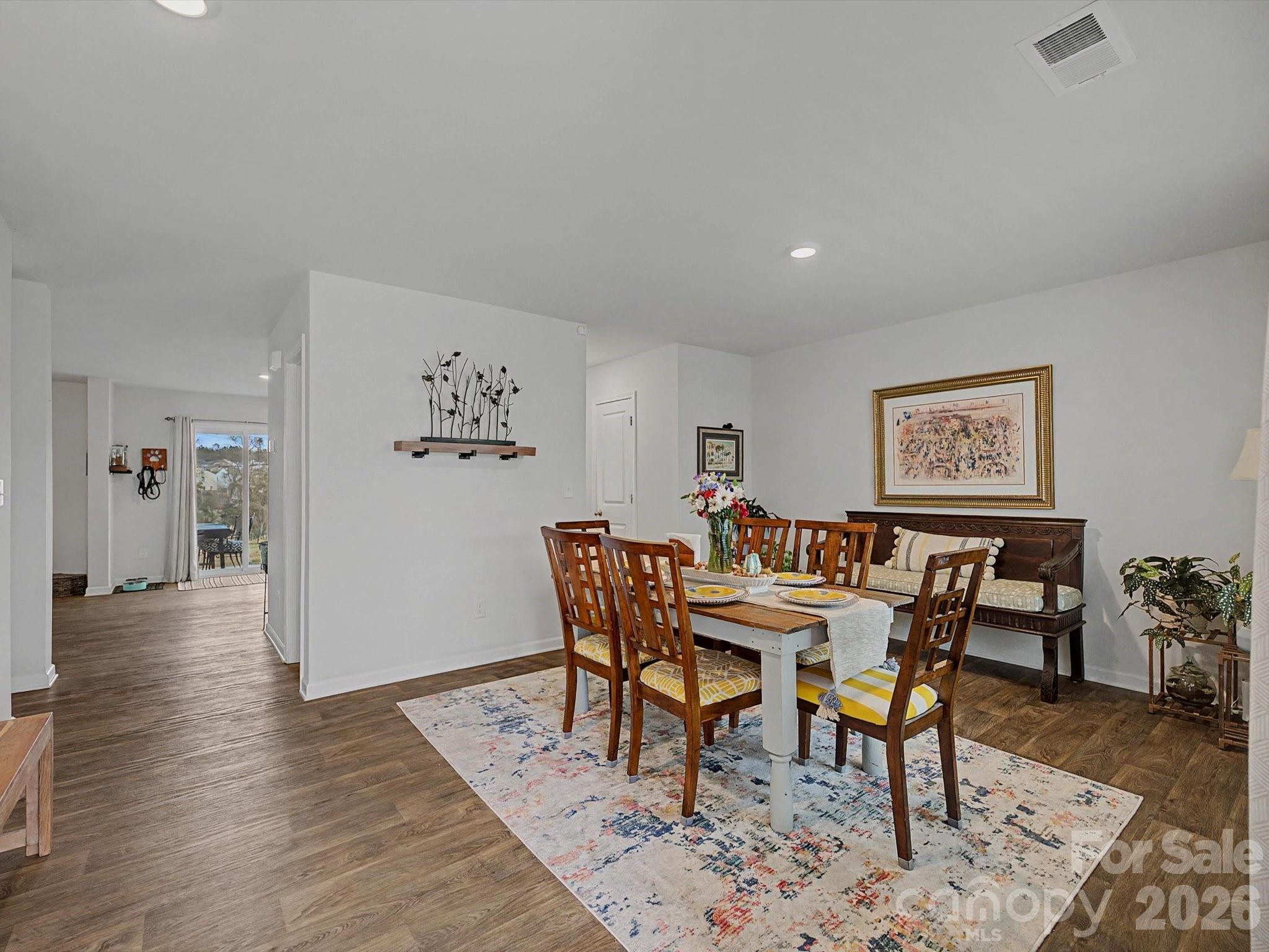 1718 Gaston Mountain Drive Property Photo 3