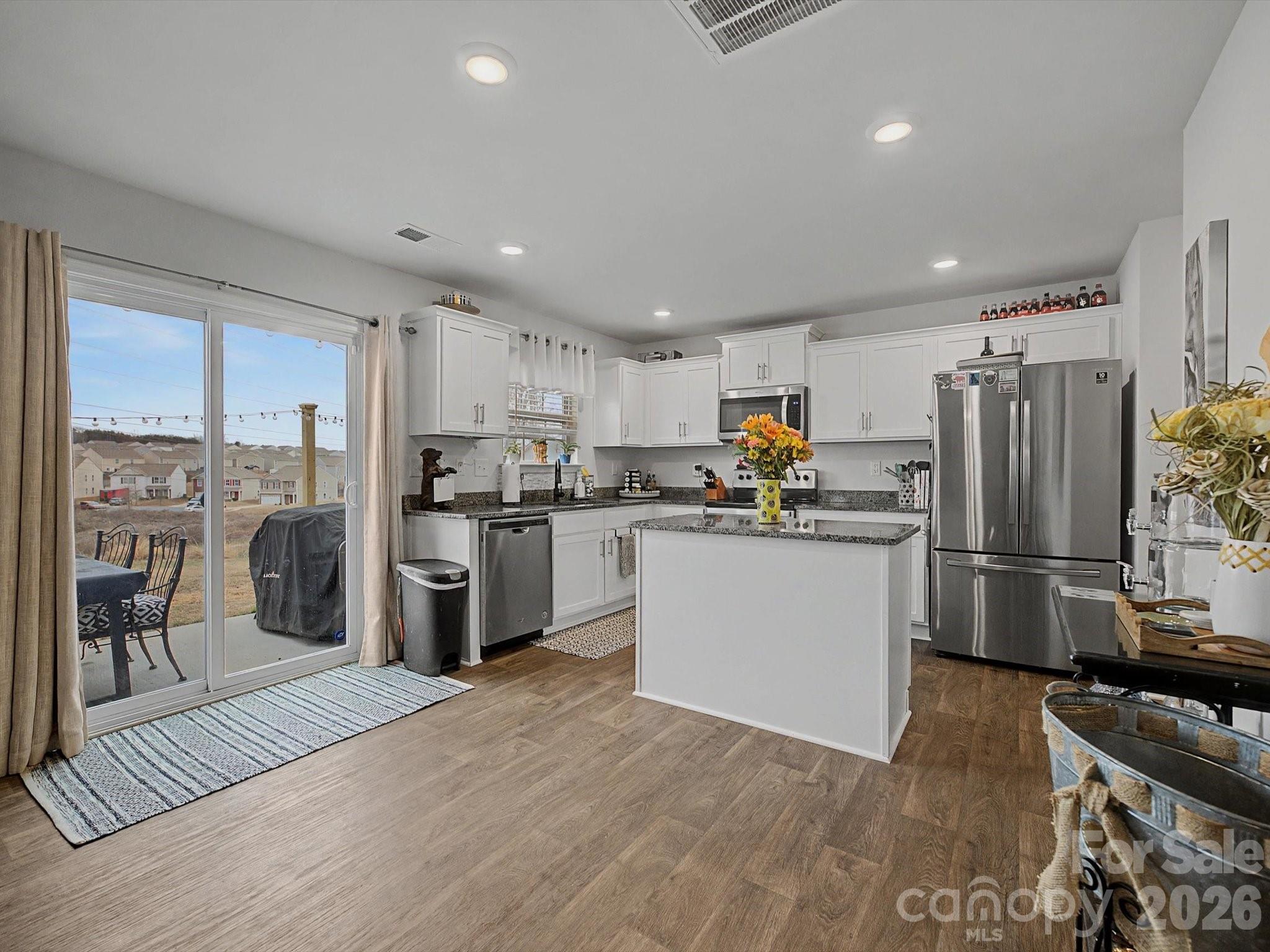 1718 Gaston Mountain Drive Property Photo 13