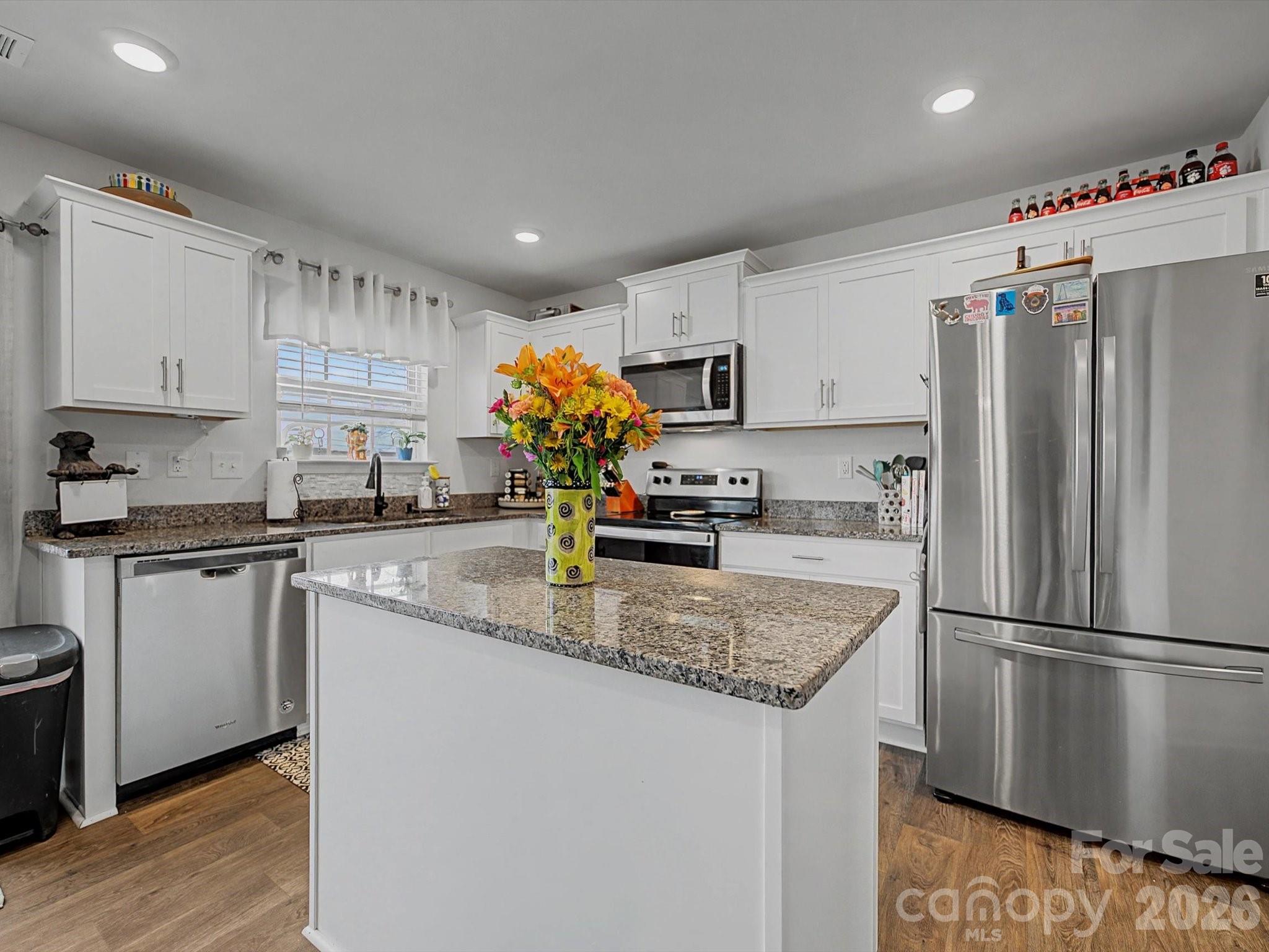 1718 Gaston Mountain Drive Property Photo 14