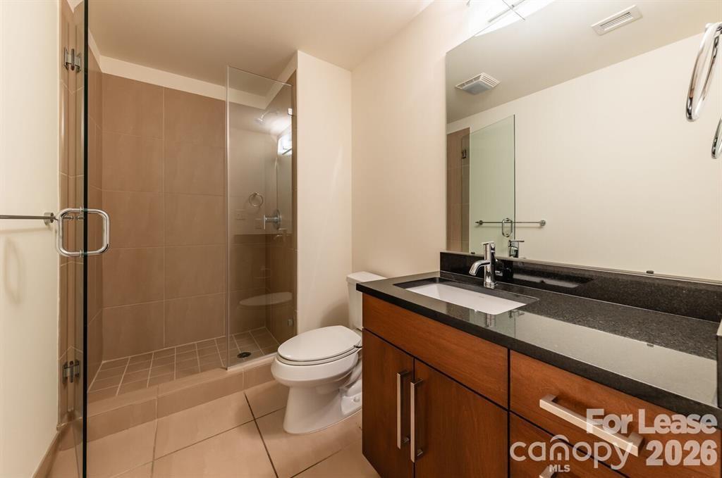 215 N Pine Street A3 Property Photo 38