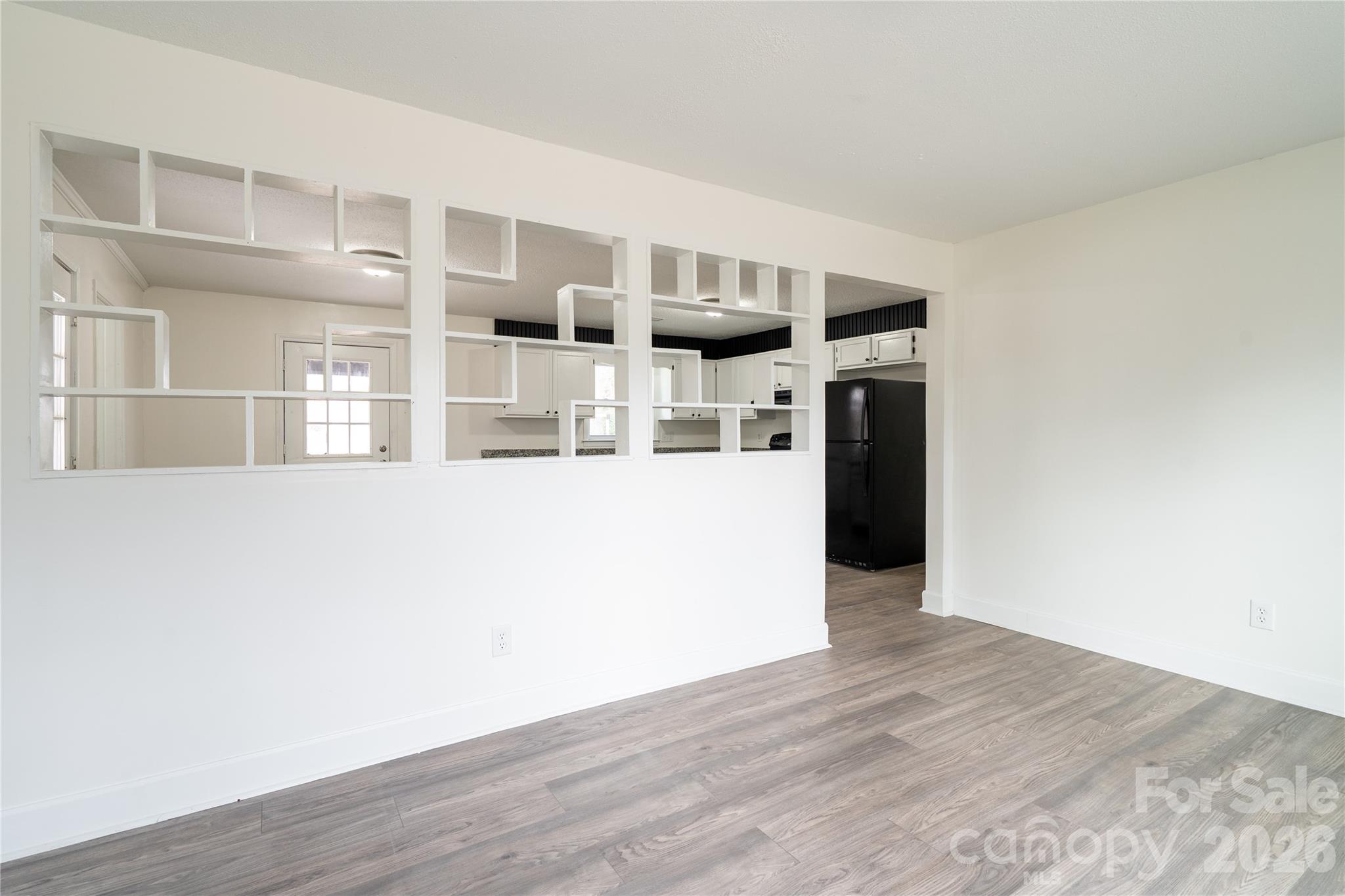 3115 Crestview Drive Property Photo 8