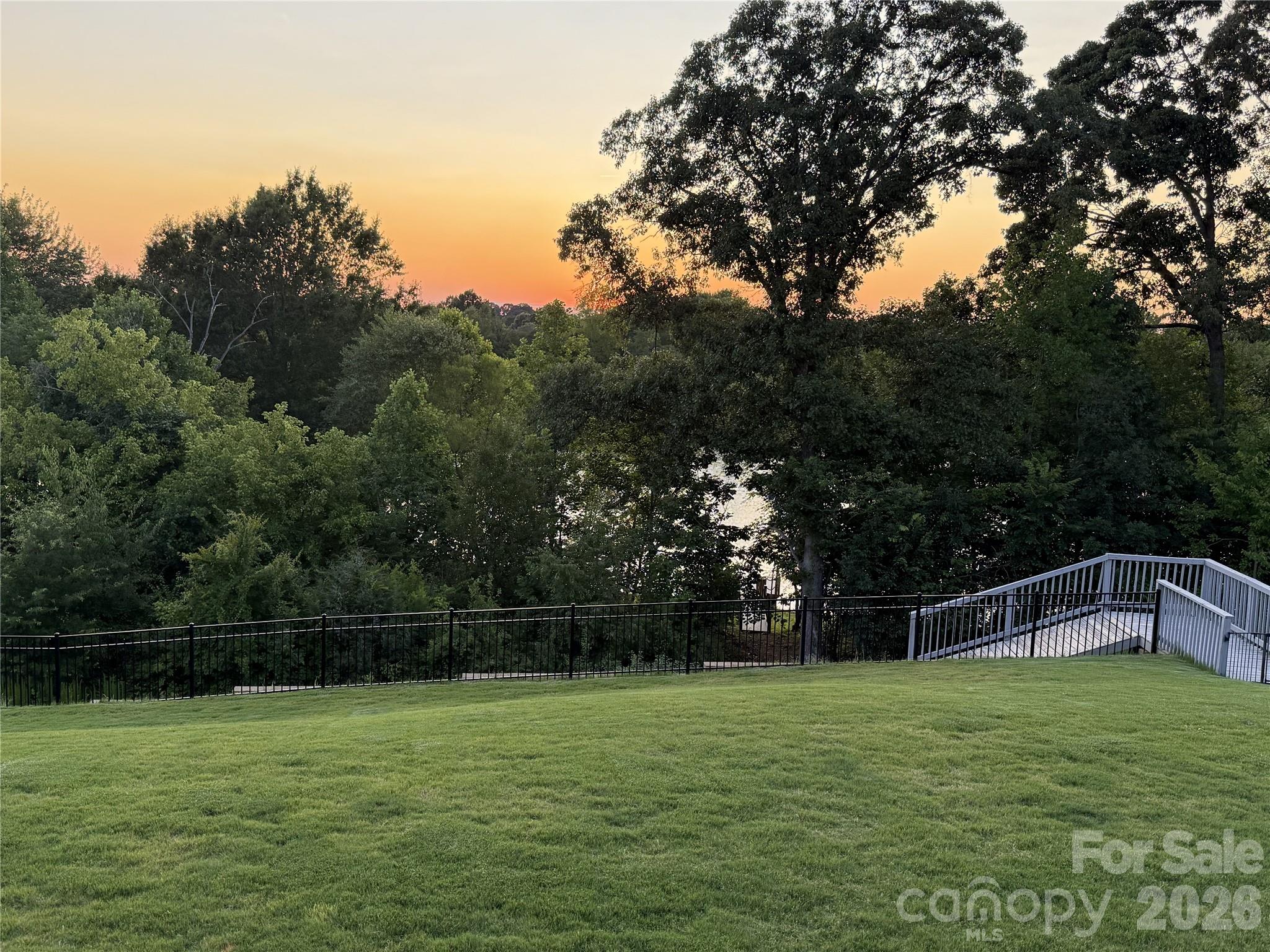 309 W Waterlynn Road Property Photo 3
