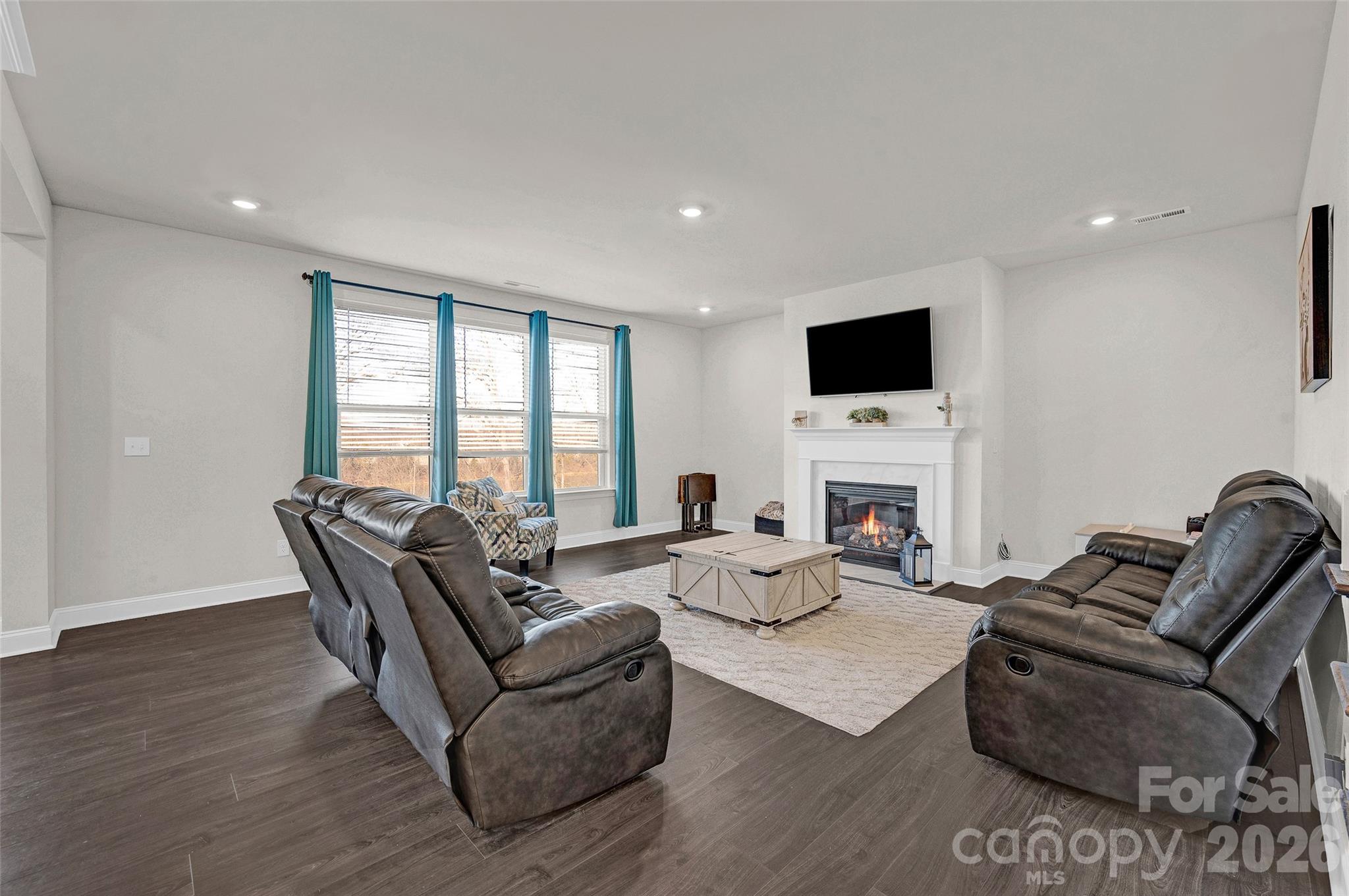 309 W Waterlynn Road Property Photo 12