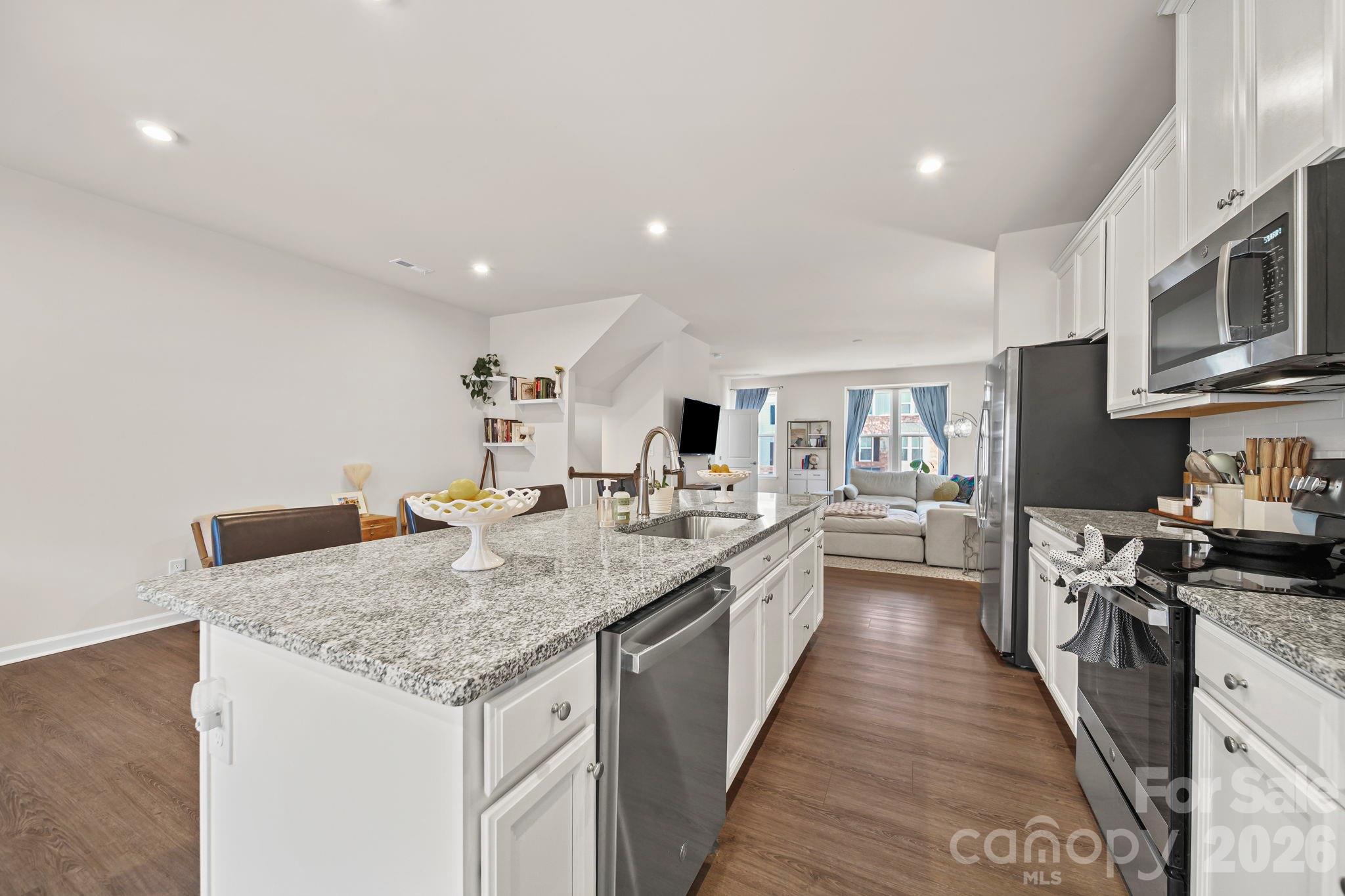 3501 Timber Mill Drive Property Photo 11