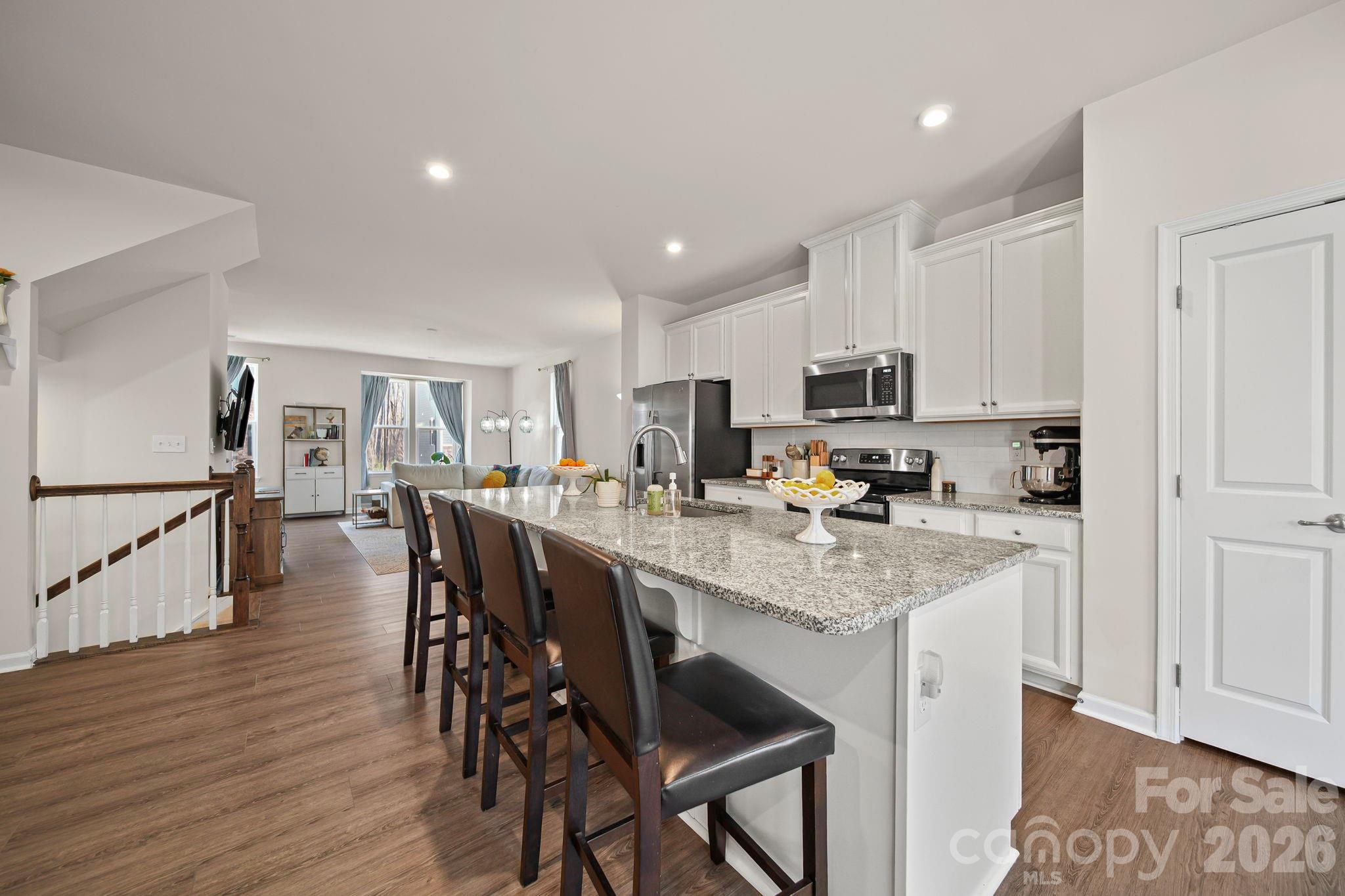 3501 Timber Mill Drive Property Photo 12