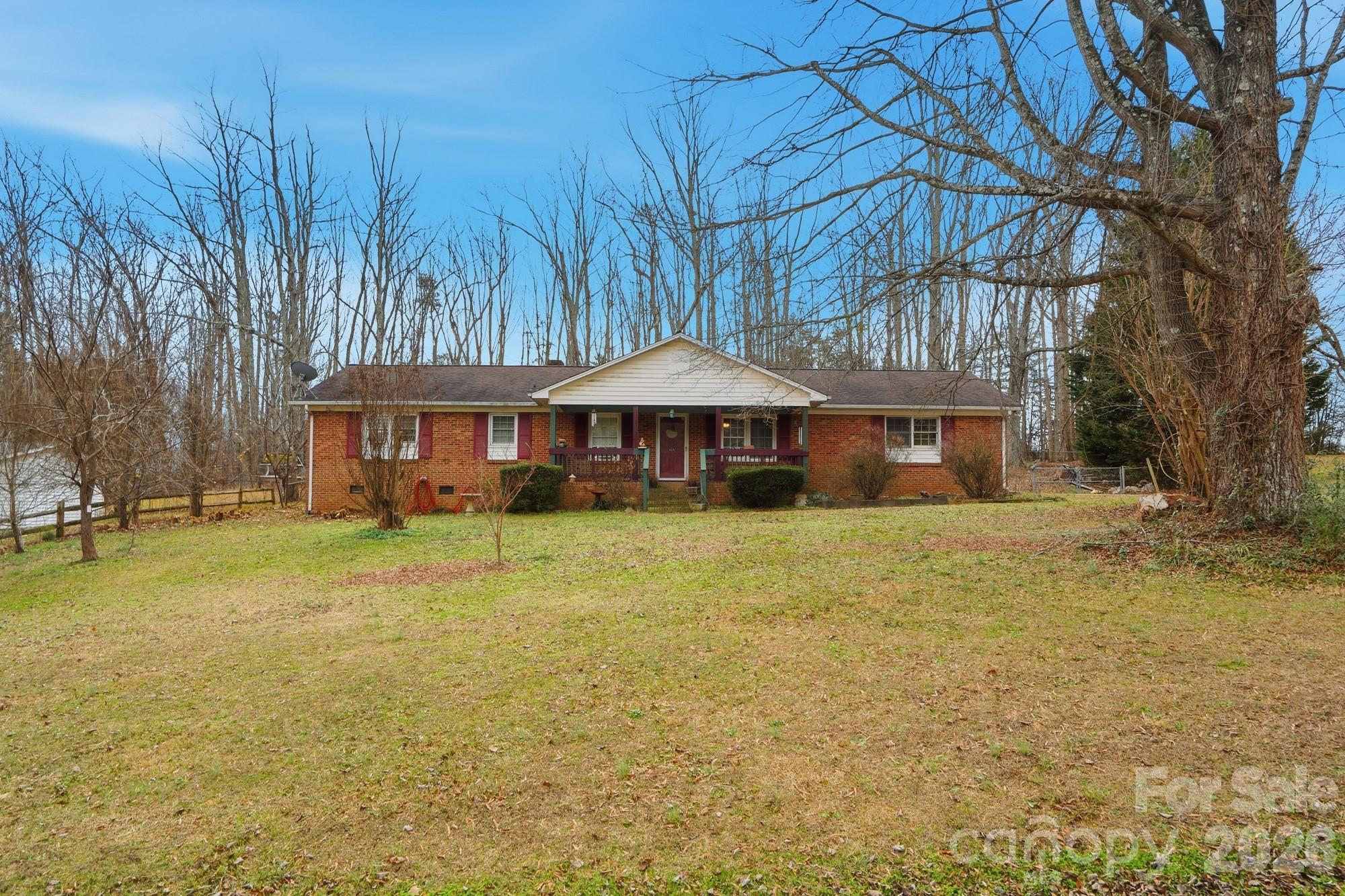 488 Miners Road Property Photo 3