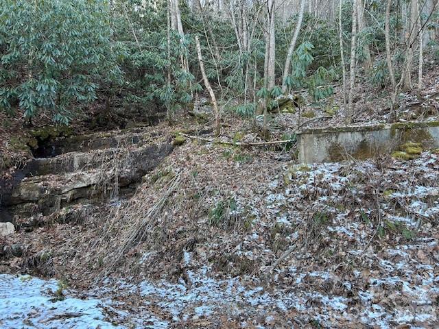 621 Round Top Road Property Photo 2