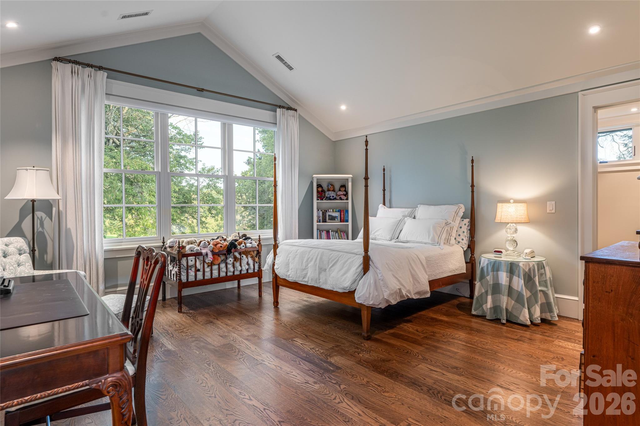 402 Vanderbilt Road Property Photo 32