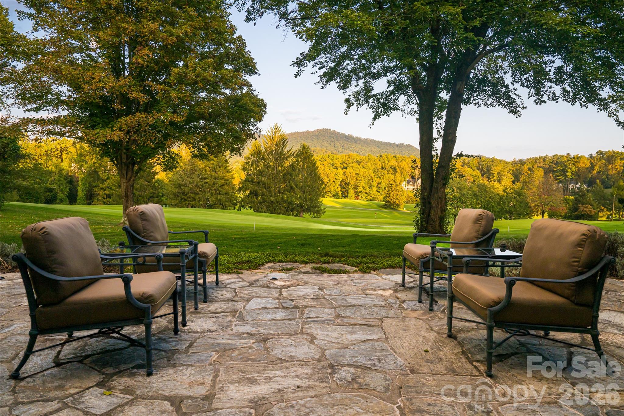 402 Vanderbilt Road Property Photo 40