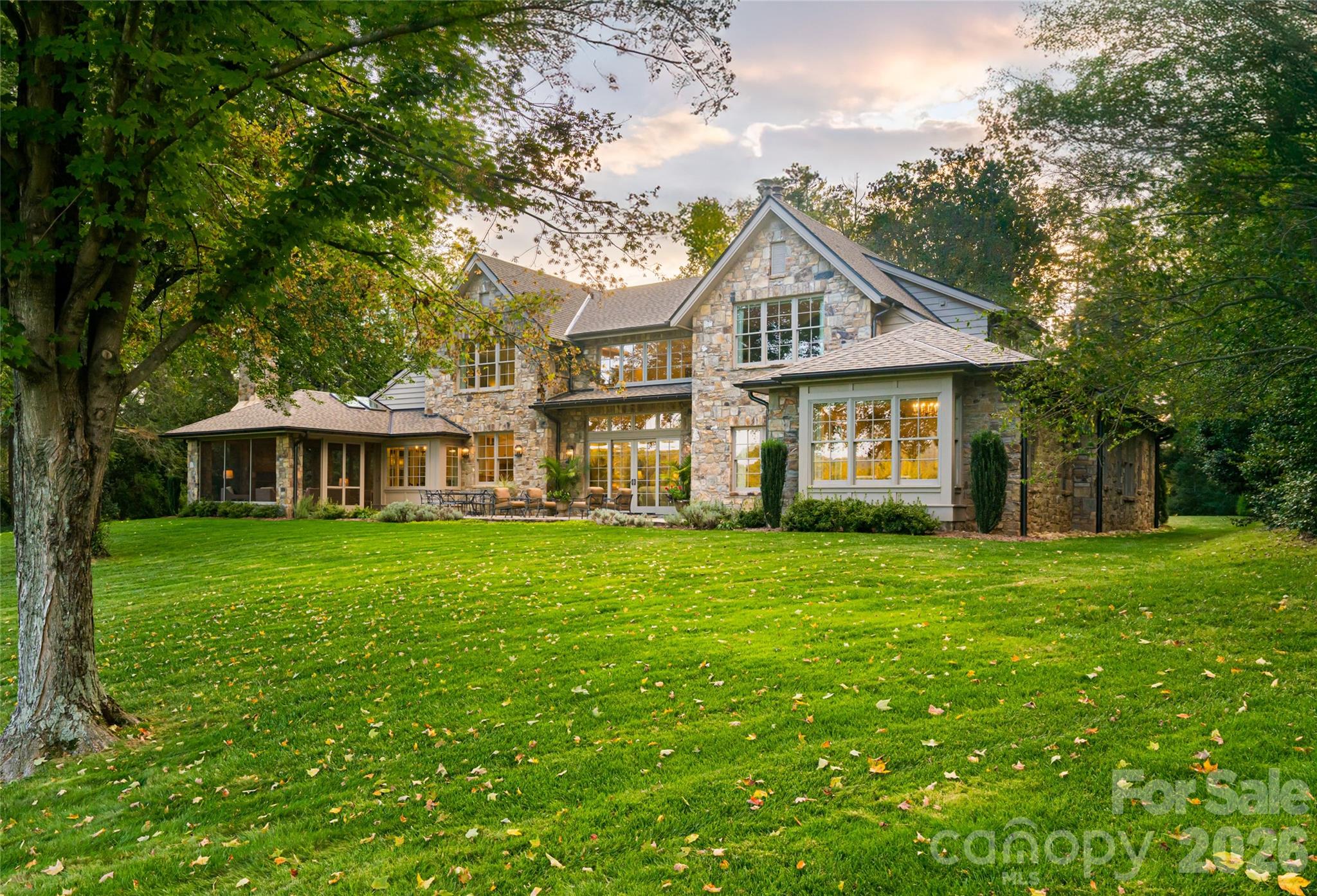 402 Vanderbilt Road Property Photo 44