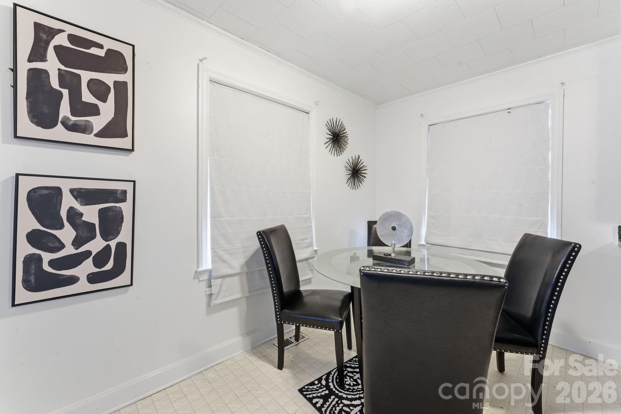 802 Chesterfield Avenue Property Photo 6