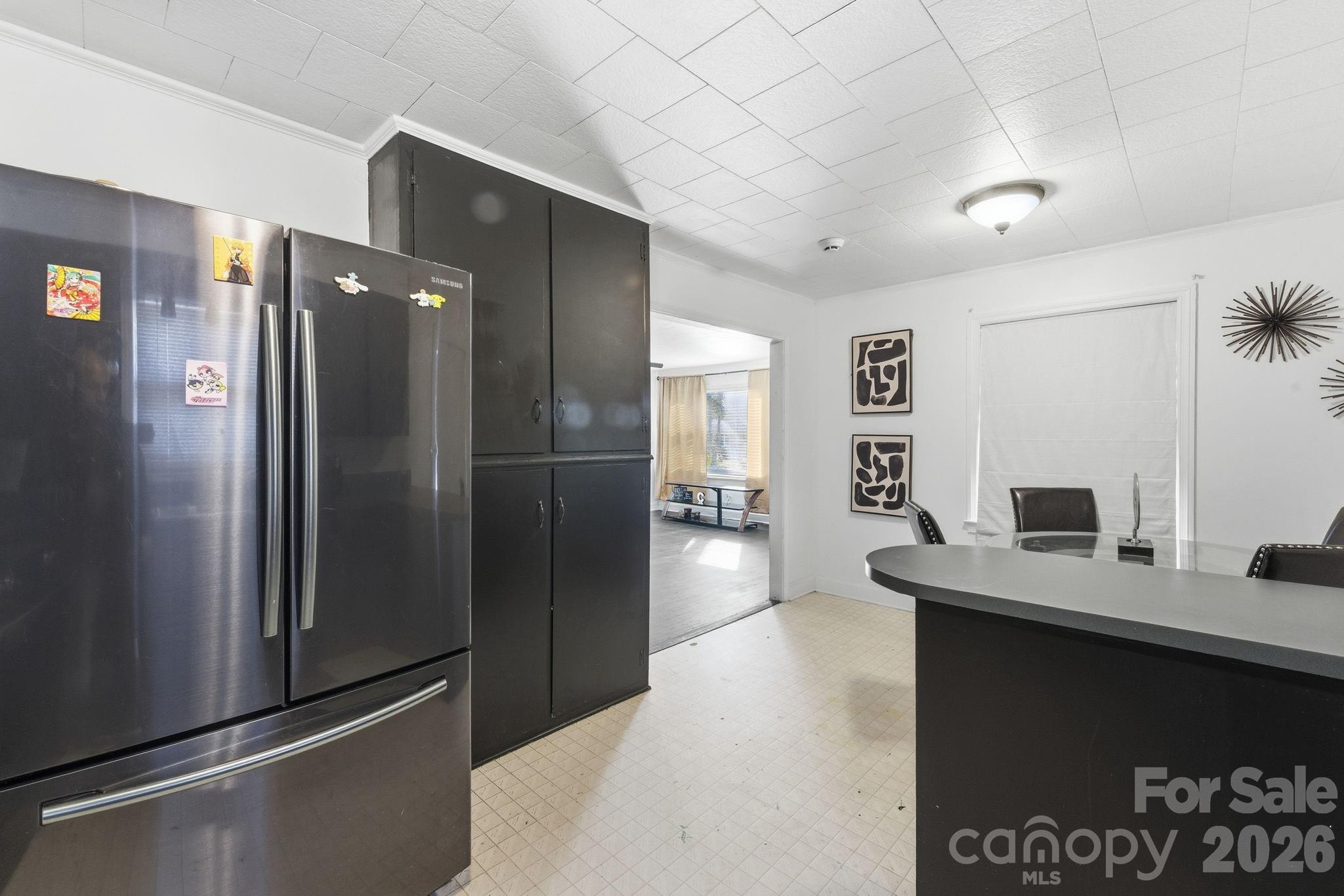 802 Chesterfield Avenue Property Photo 7