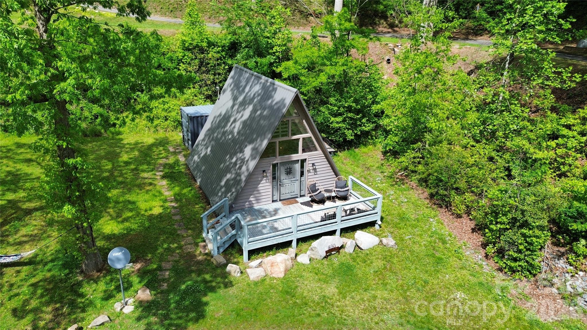 820 Shuler Lake Road Property Photo 3