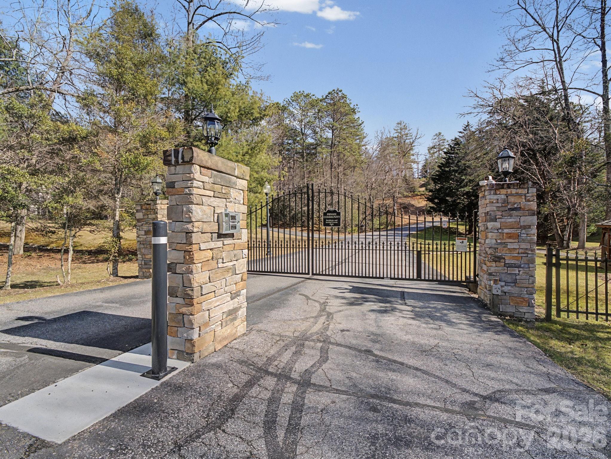220 Jonathan Creek Drive Property Photo 39