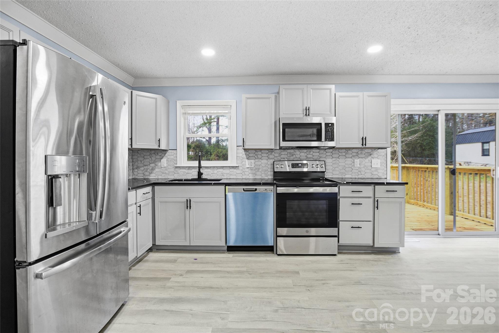 1522 Parson Grove Church Road Property Photo 3