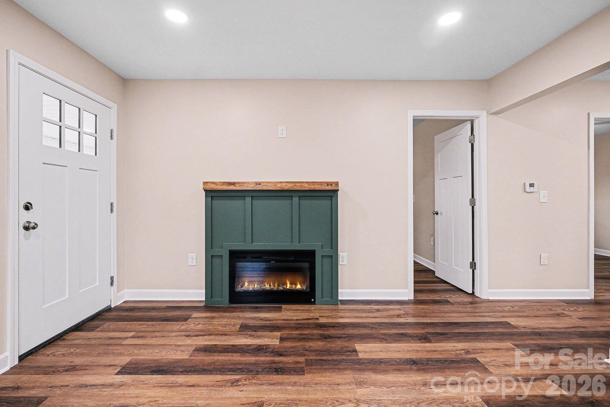 416 N Pine Street Property Photo 9