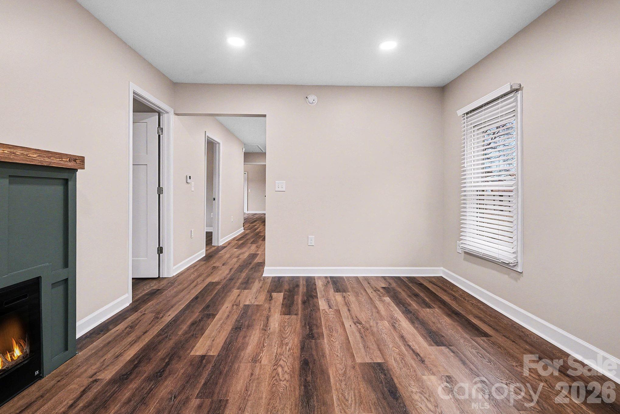 416 N Pine Street Property Photo 10