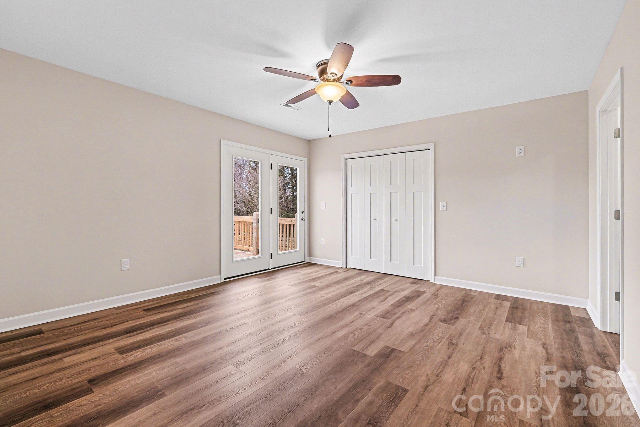 416 N Pine Street Property Photo 19