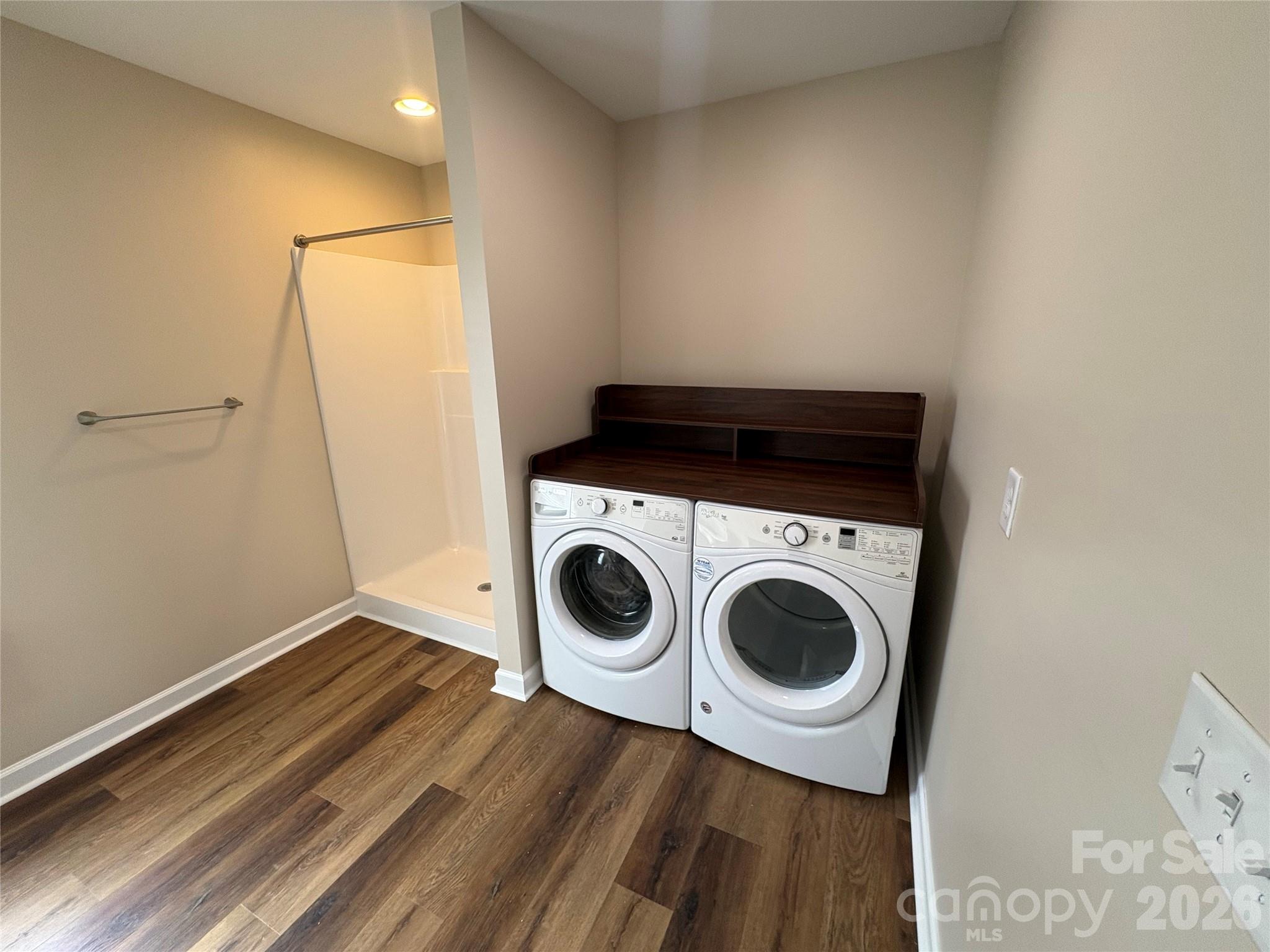 416 N Pine Street Property Photo 23