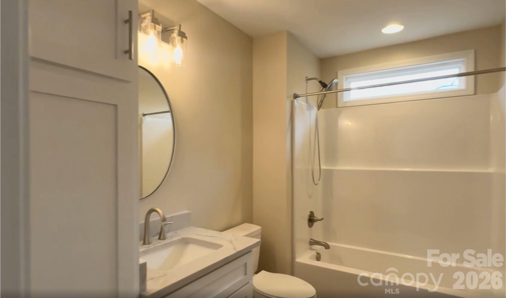 416 N Pine Street Property Photo 25