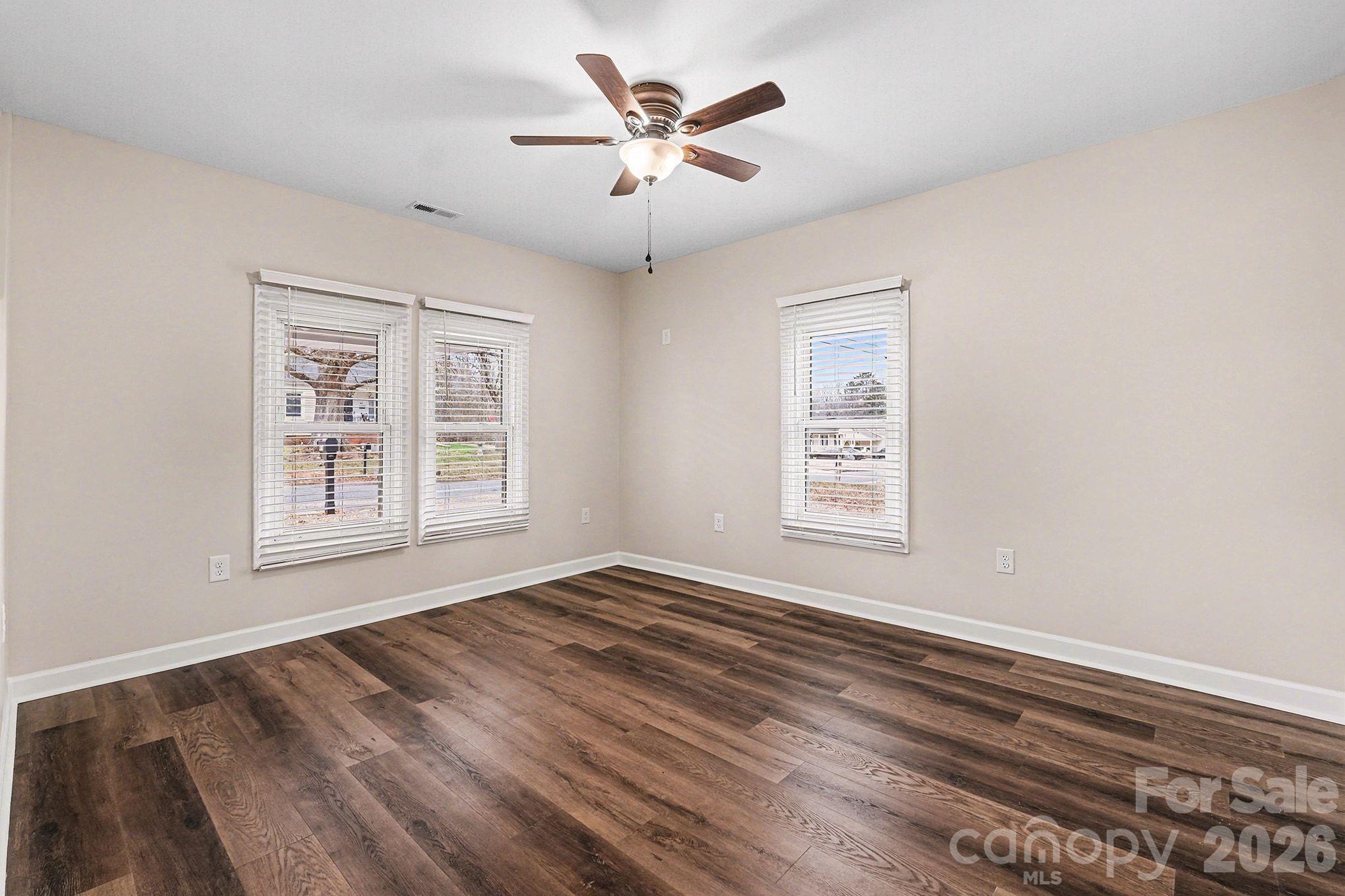 416 N Pine Street Property Photo 26