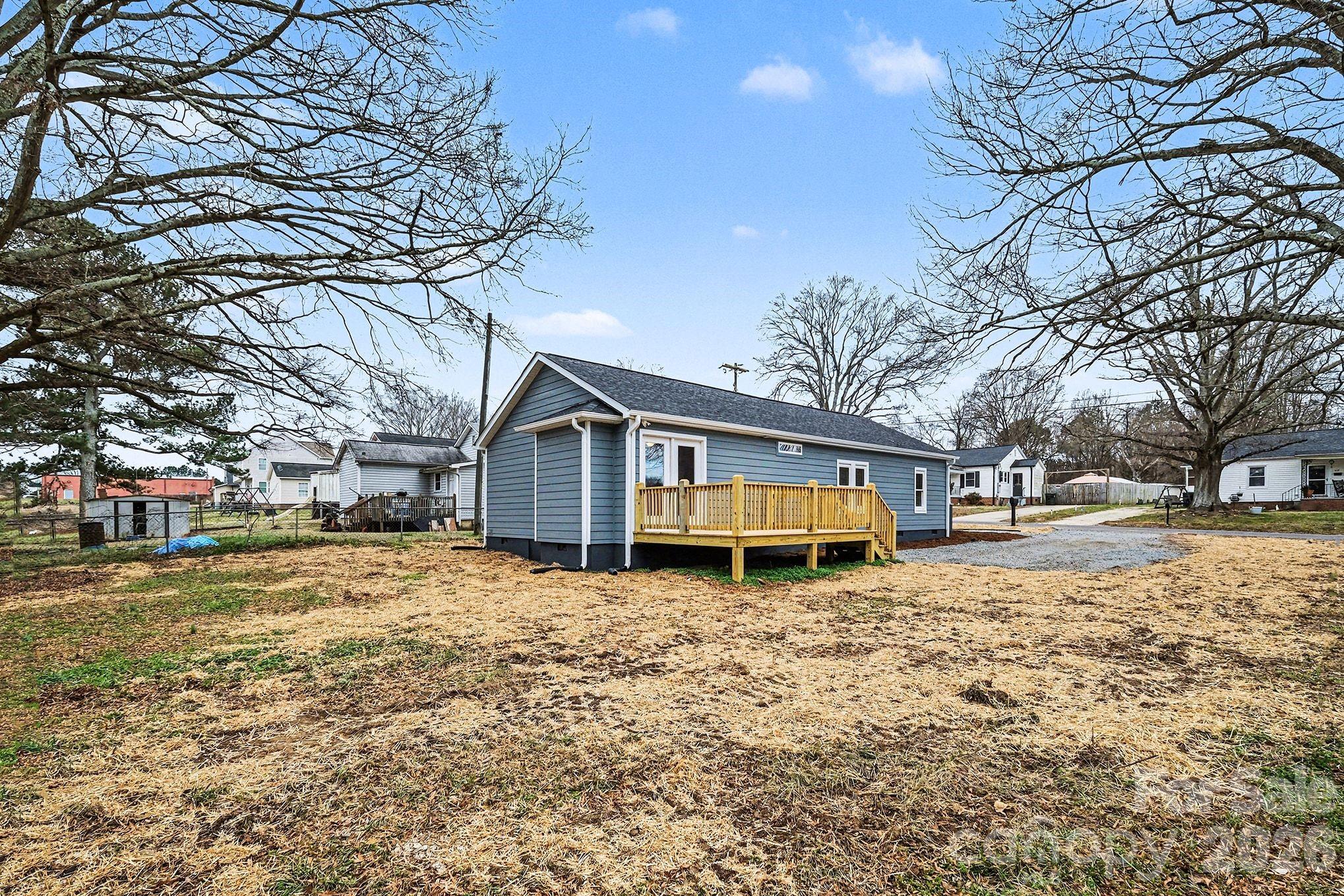 416 N Pine Street Property Photo 29