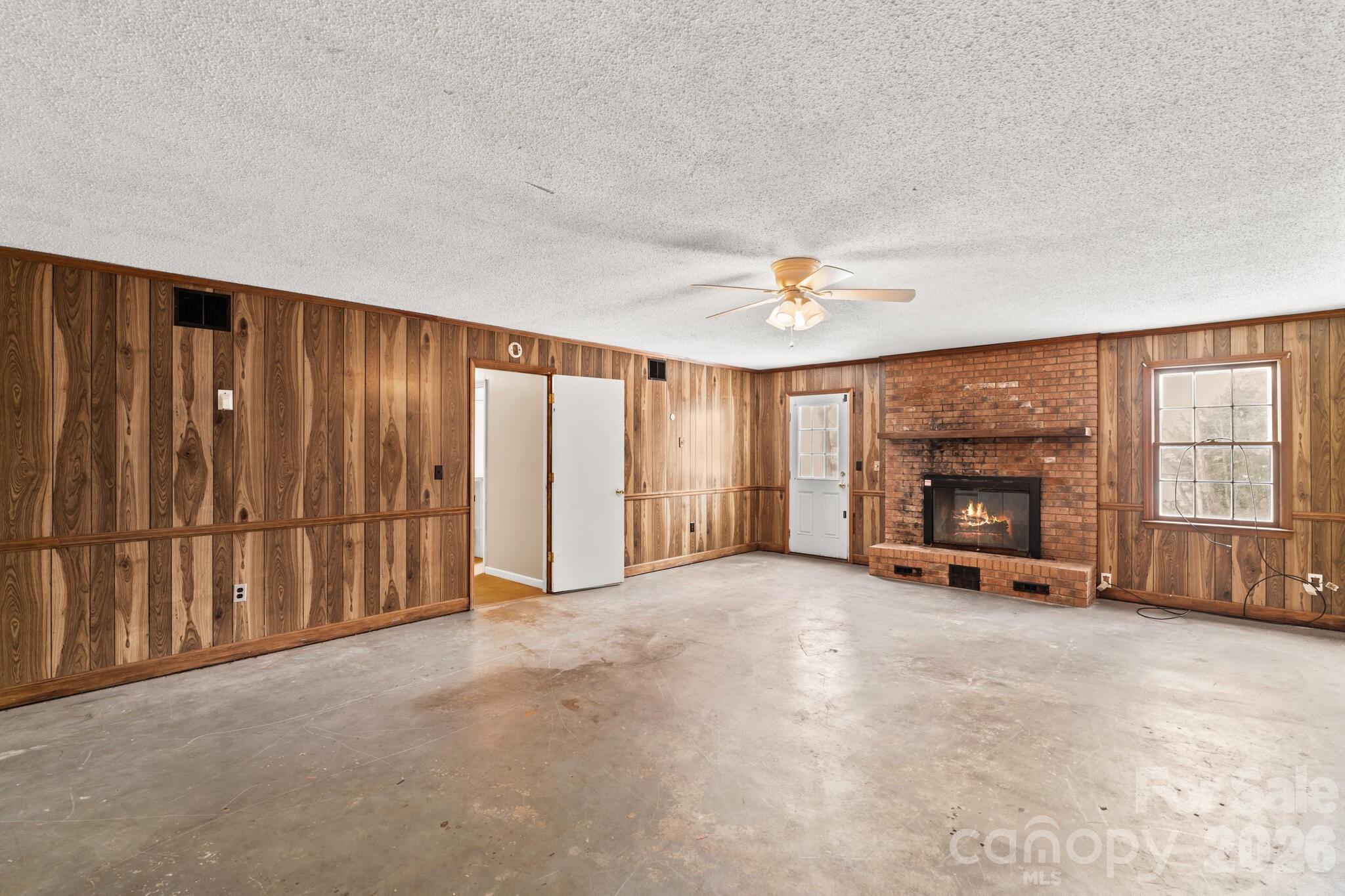 535 Log Barn Road Property Photo 42