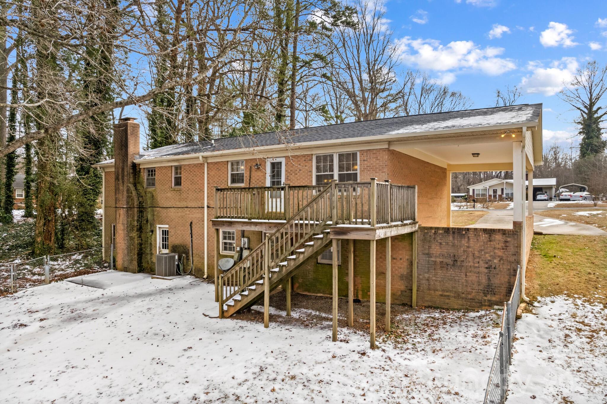 535 Log Barn Road Property Photo 45