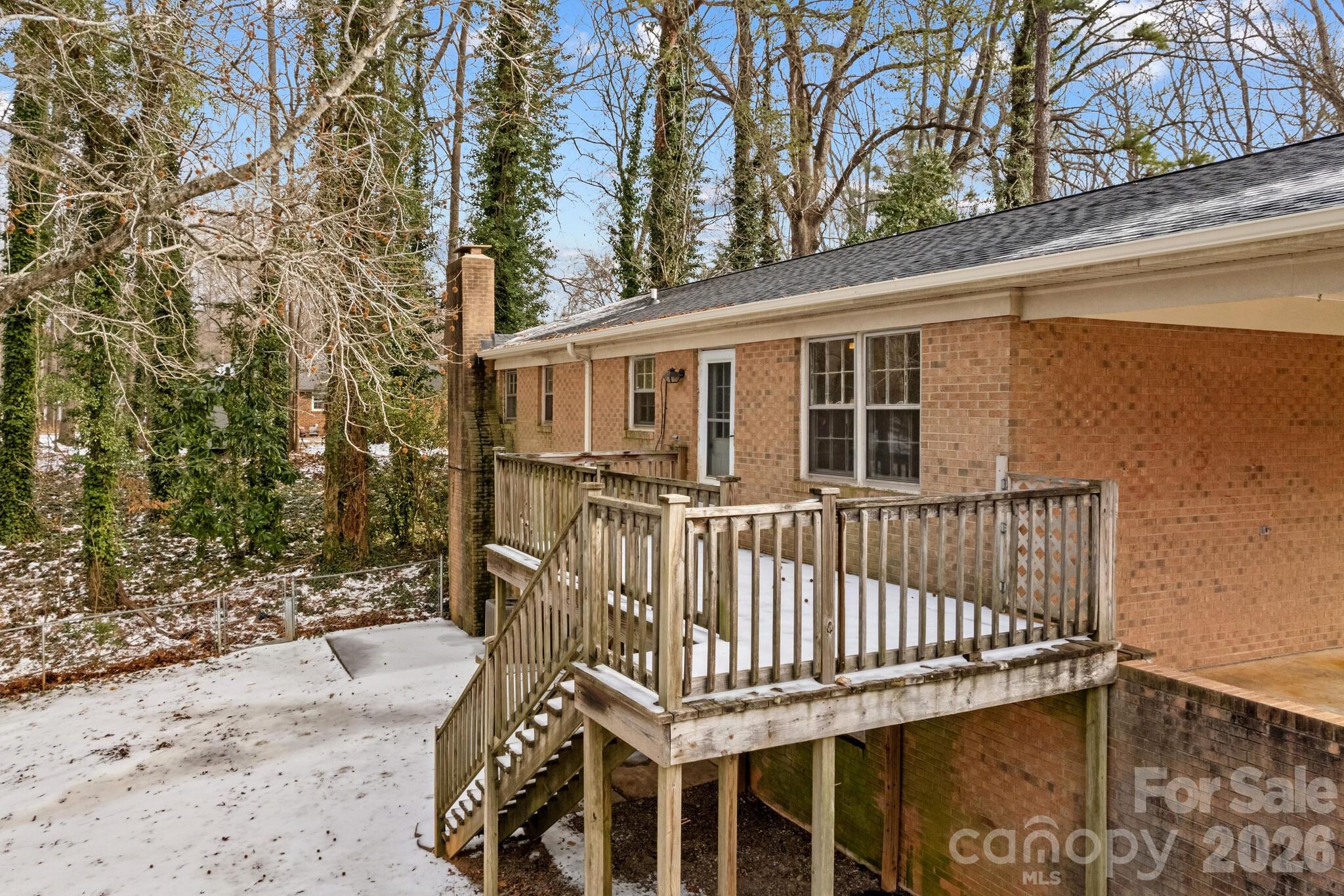 535 Log Barn Road Property Photo 46