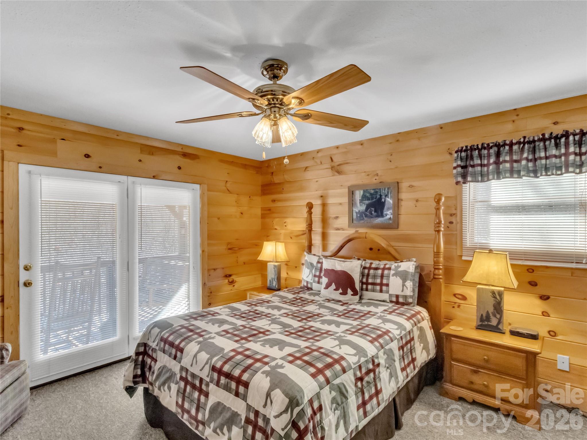 30 Edgewater Lane Property Photo 12