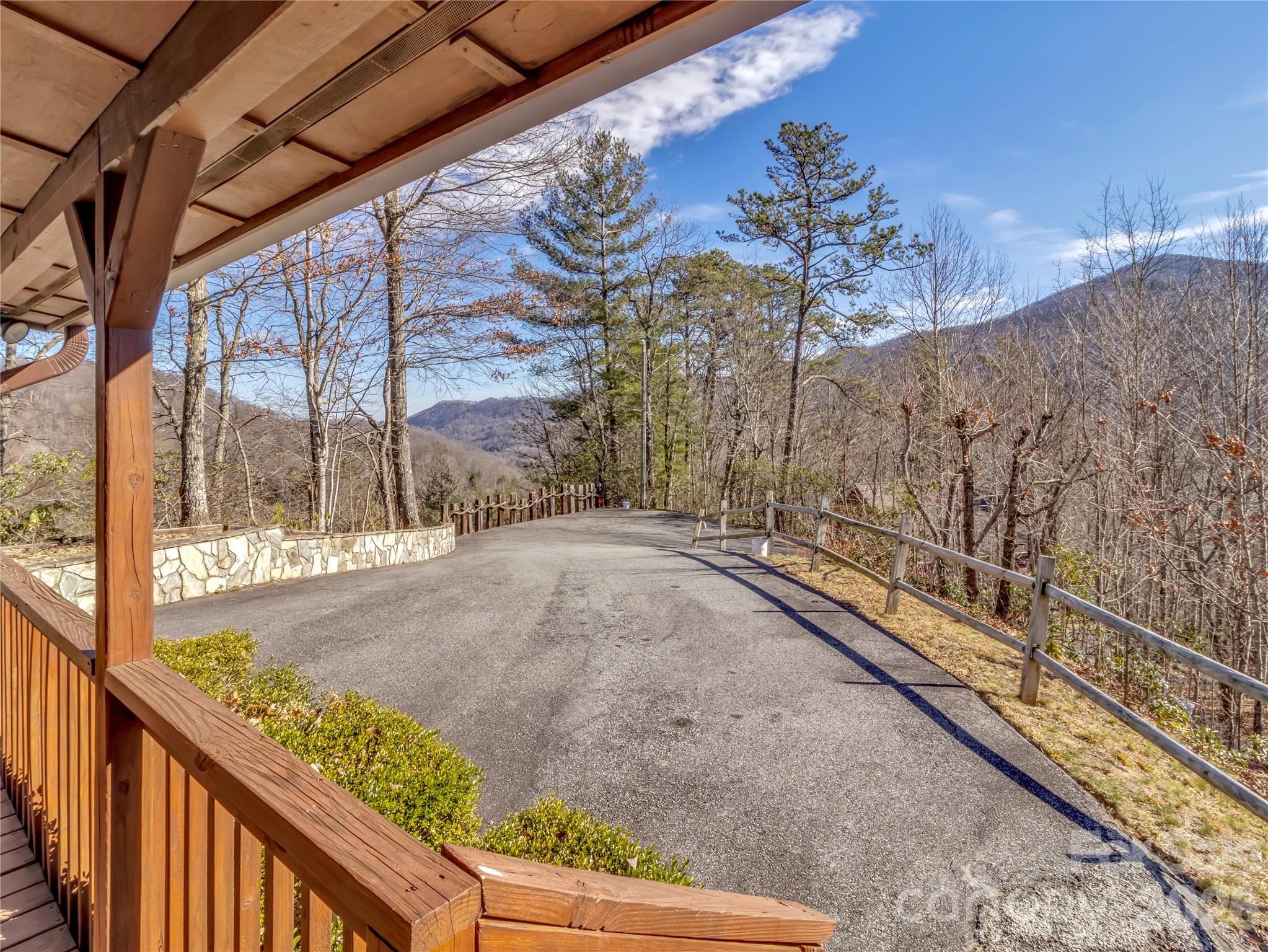 30 Edgewater Lane Property Photo 29