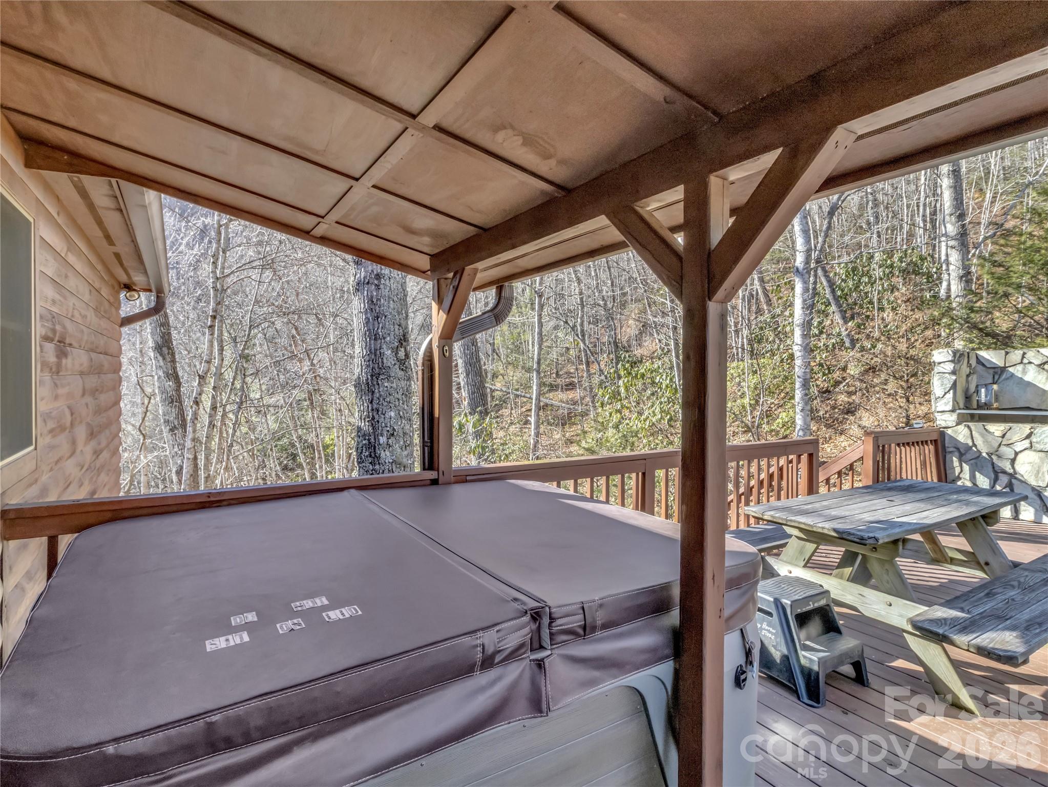 30 Edgewater Lane Property Photo 35