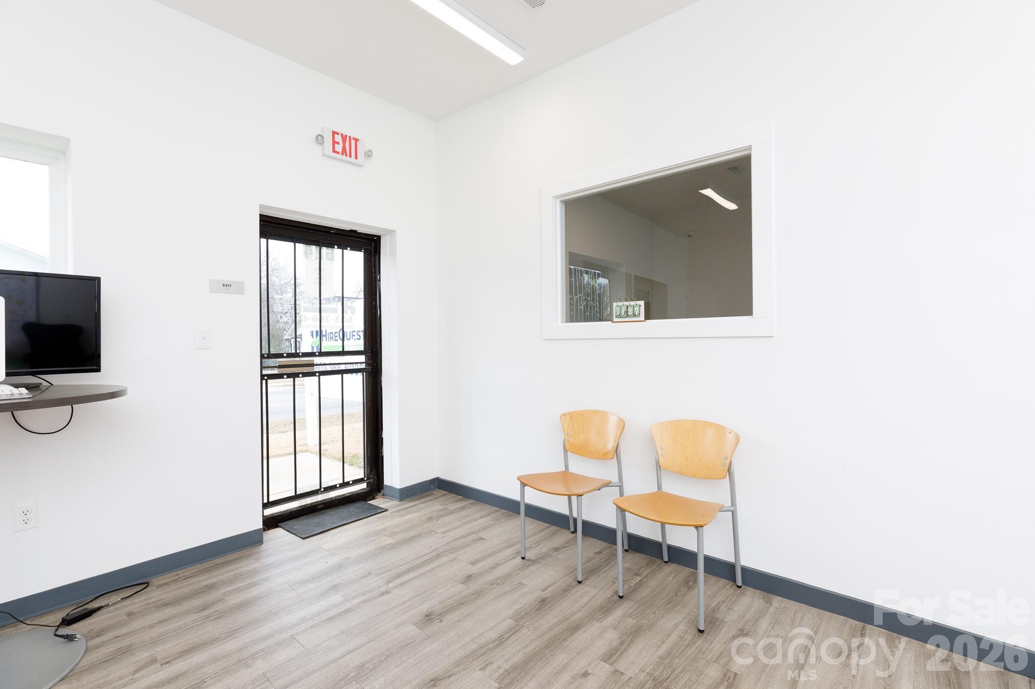 624 Saluda Street Property Photo 17