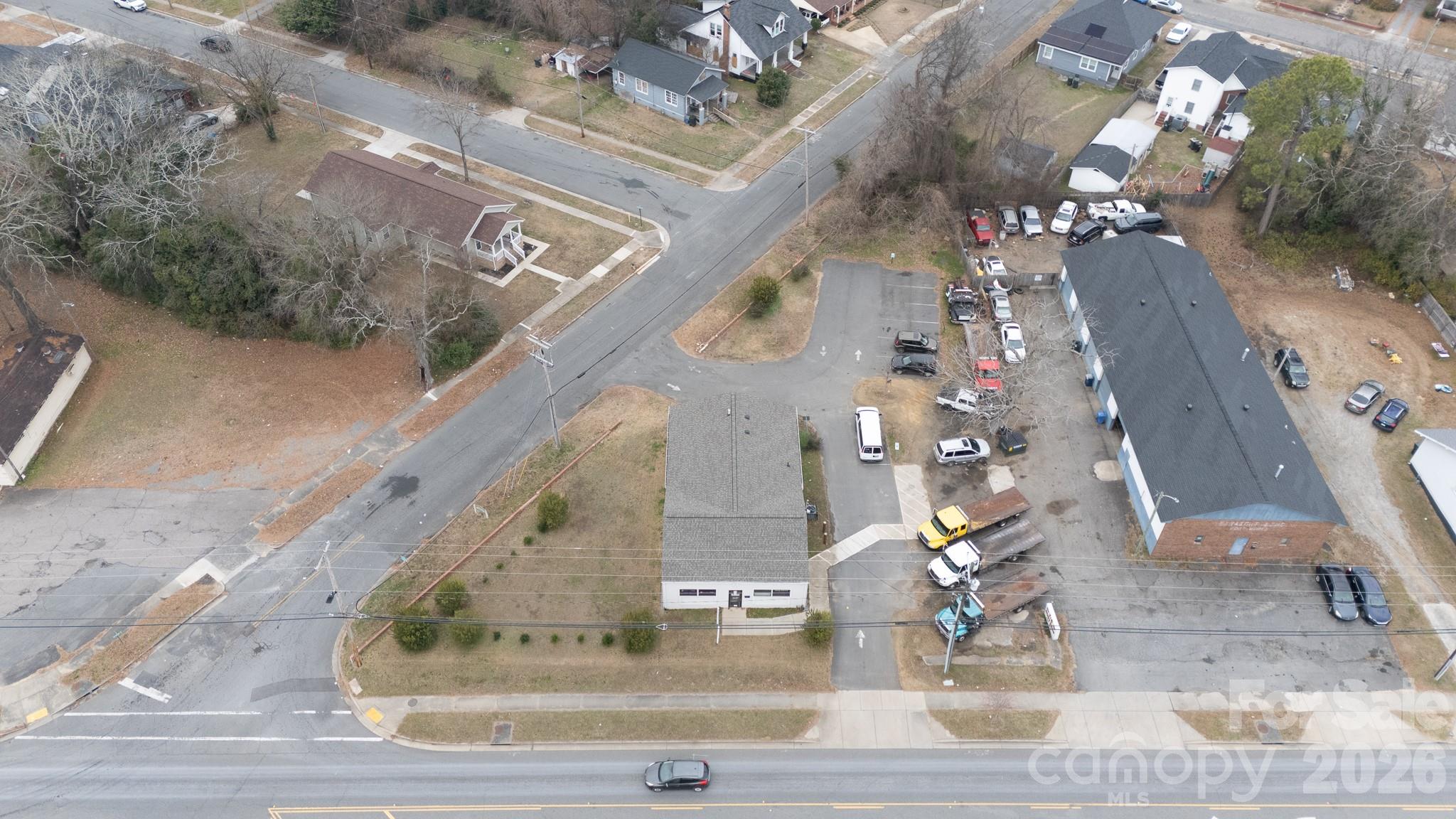 624 Saluda Street Property Photo 25