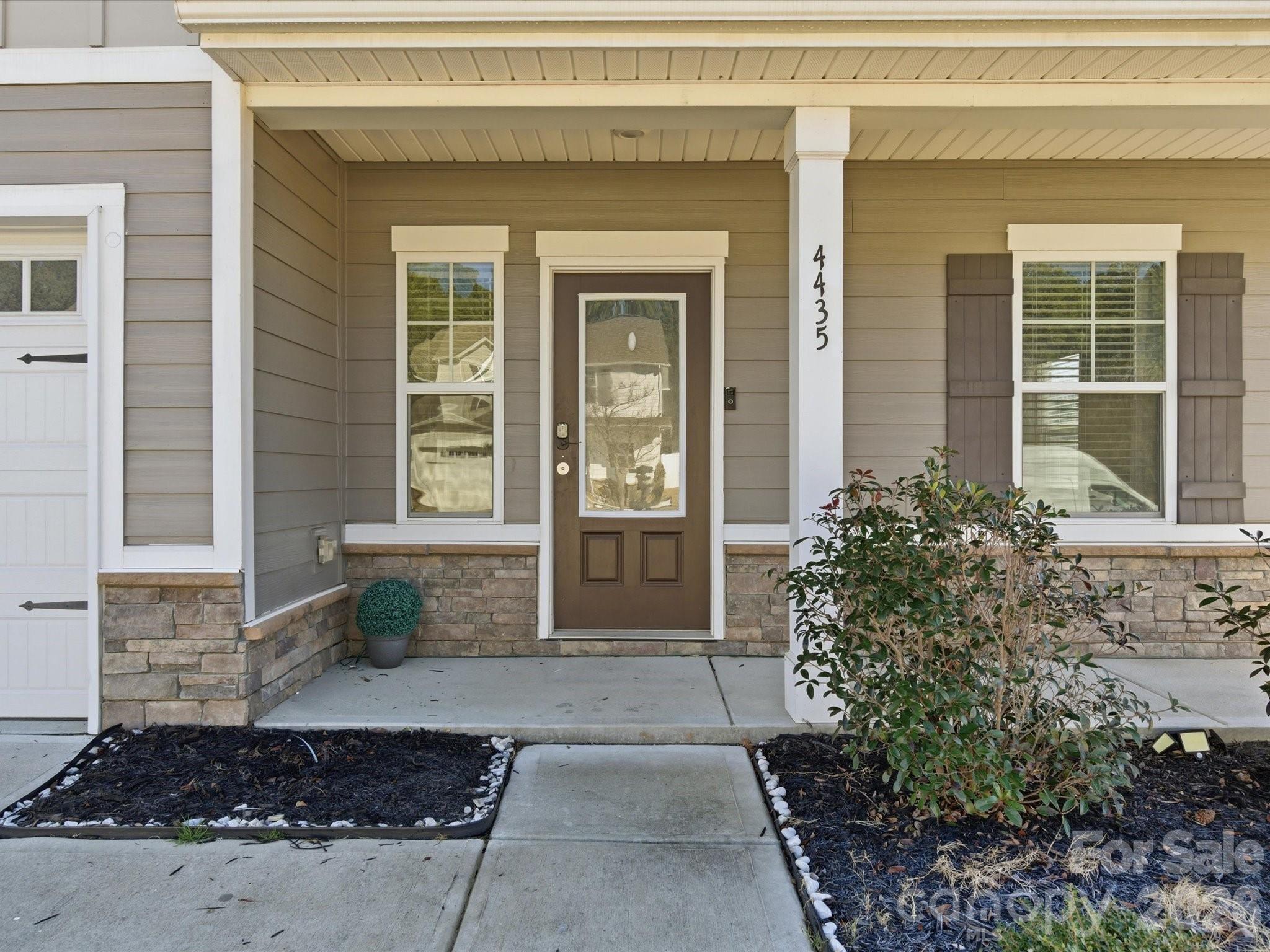 4435 Allenby Place Property Photo 2