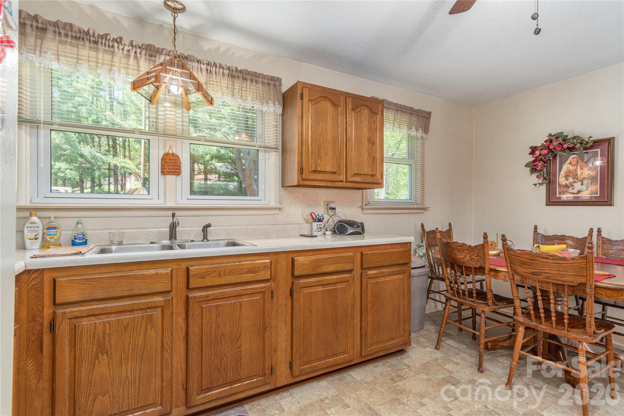 96 Tower Lane Property Photo 7