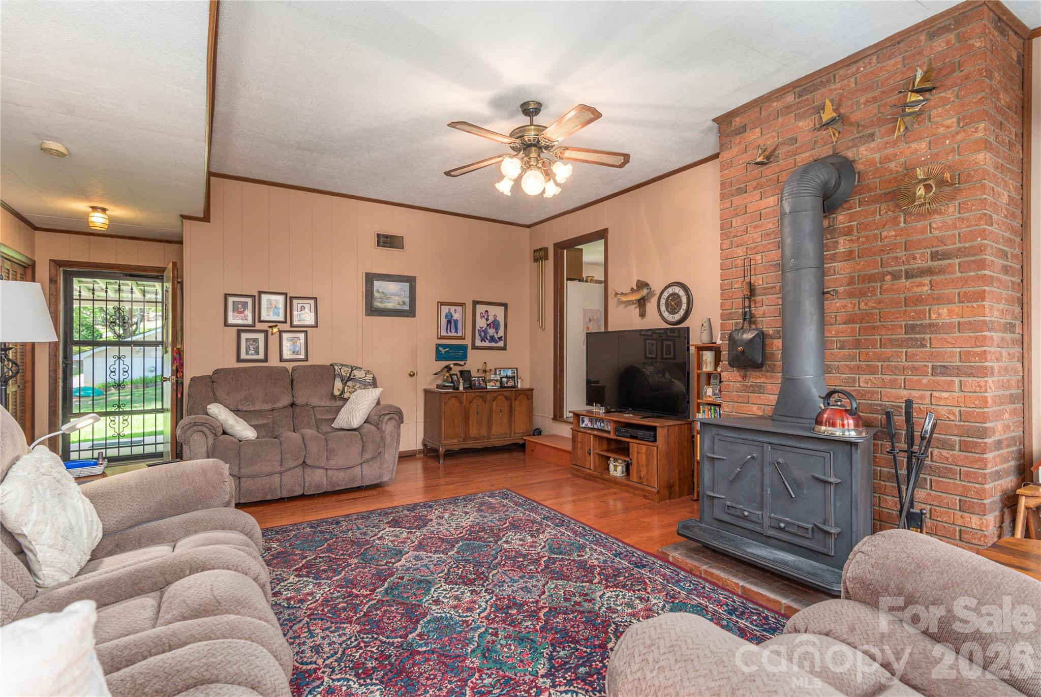 96 Tower Lane Property Photo 18