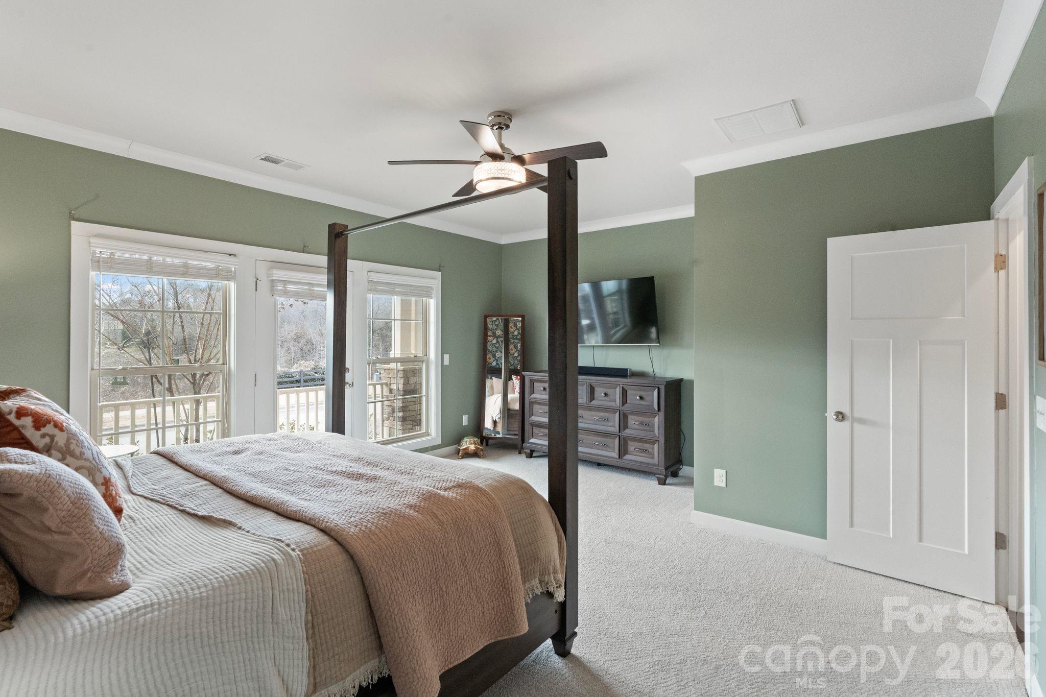11634 Westbranch Parkway Property Photo 10
