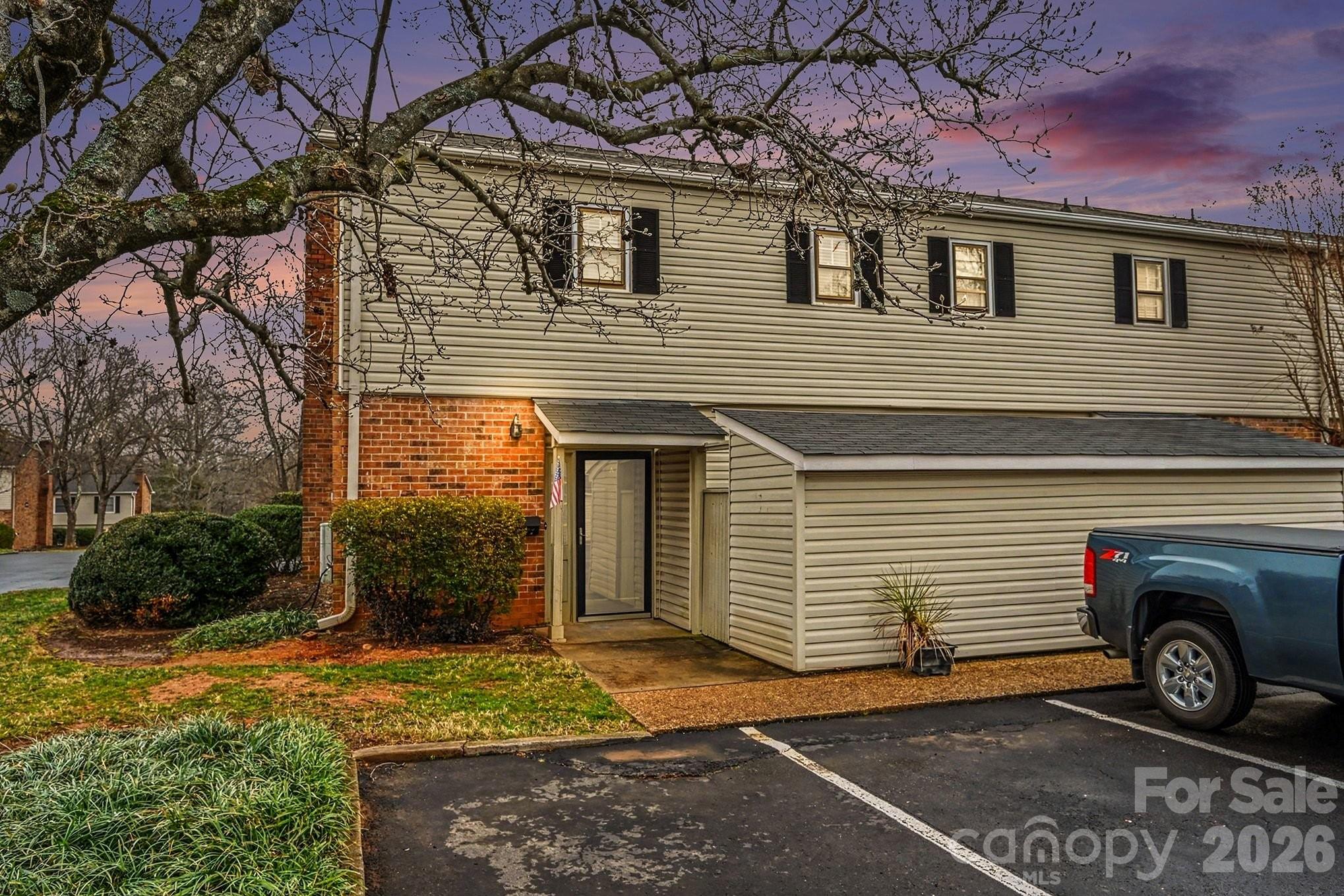 5947 Quail Hollow Road A Property Photo 1