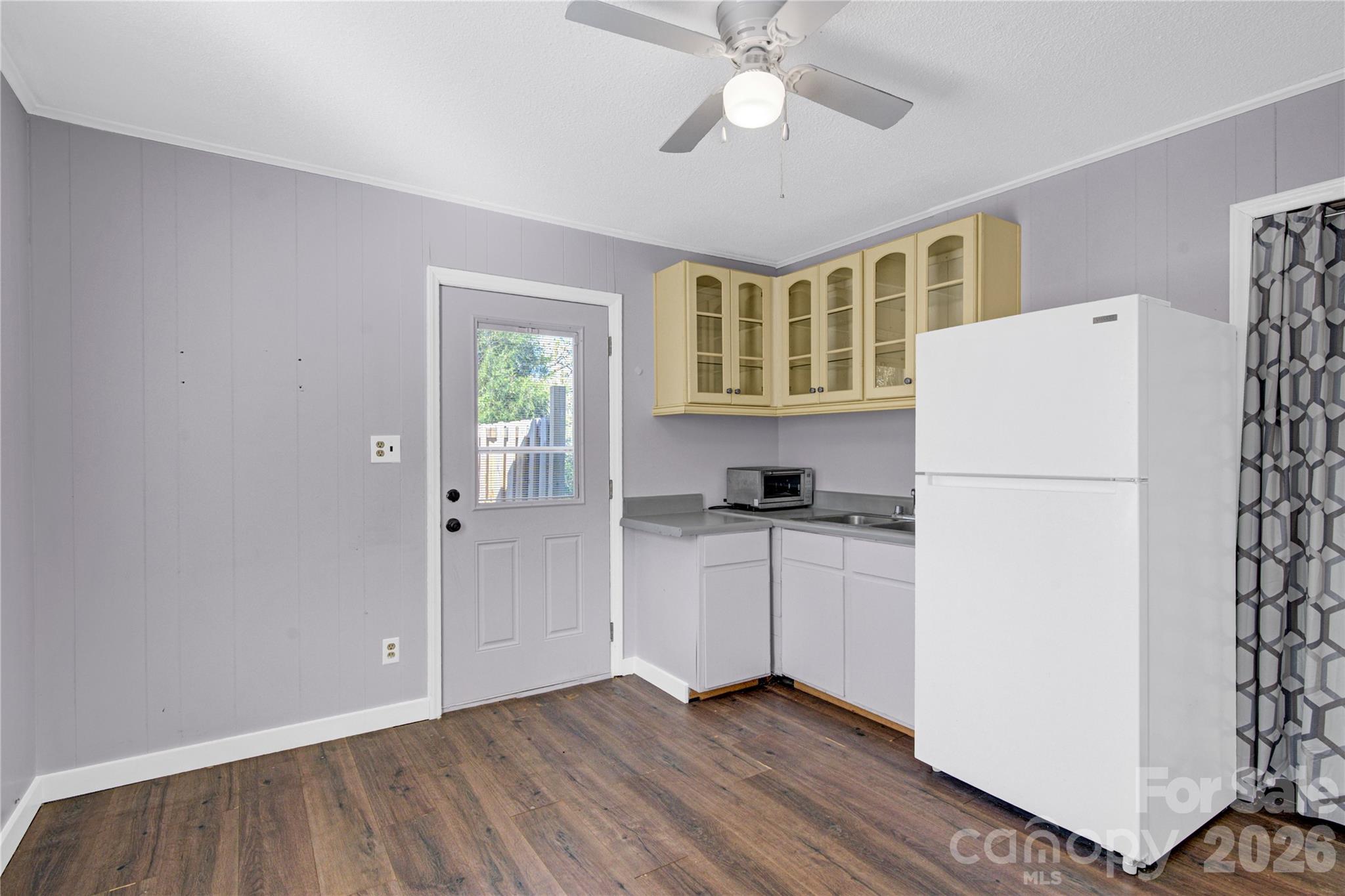 6716 Navajo Trail Property Photo 28
