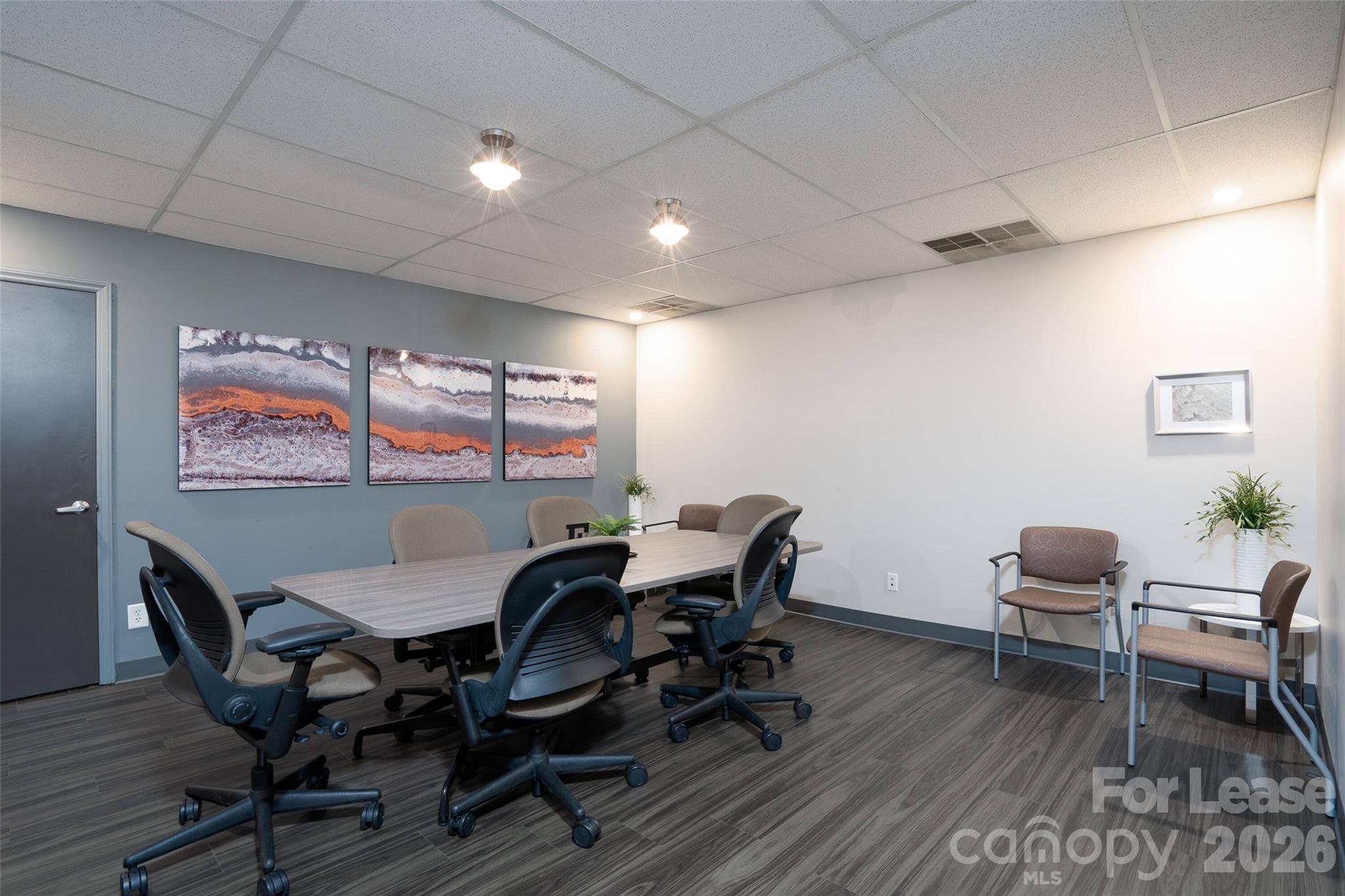 700 N Cannon Boulevard Property Photo 4