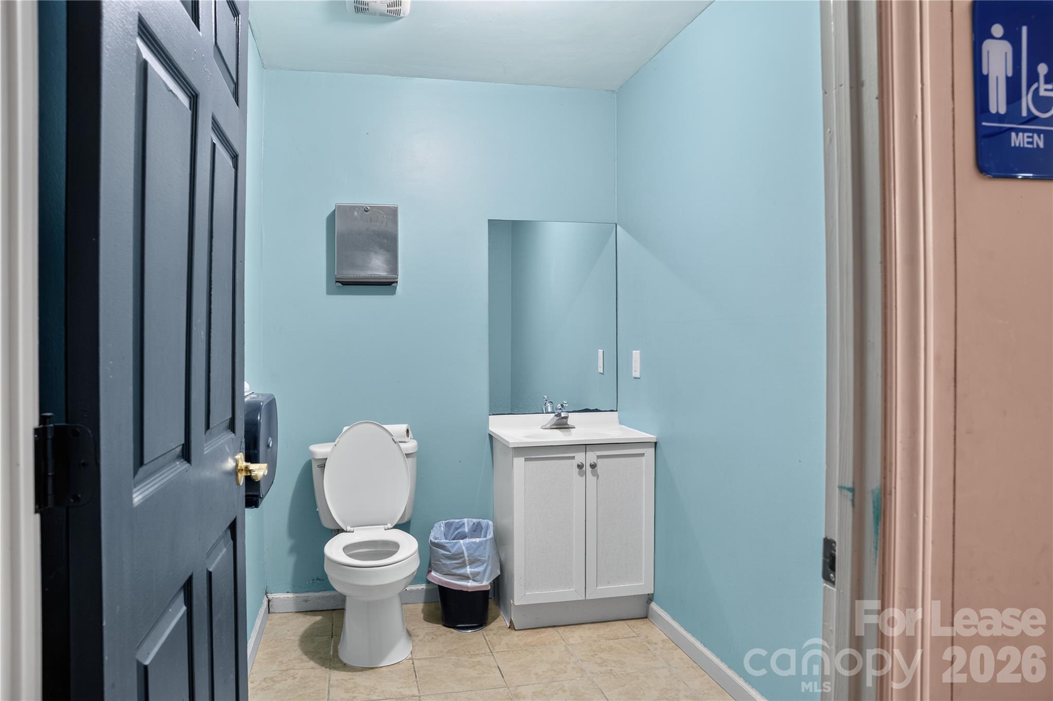 700 N Cannon Boulevard Property Photo 20