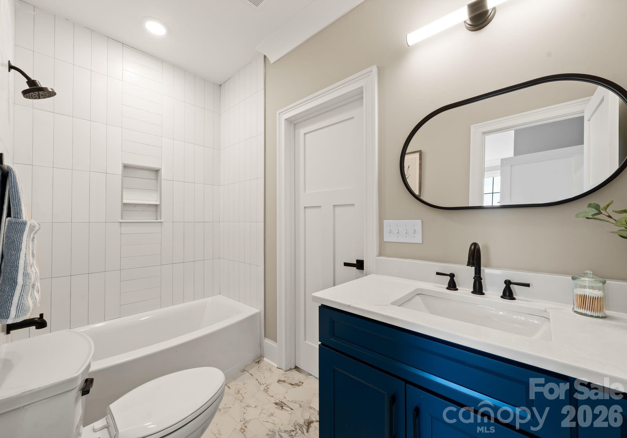4349 Castleton Road Property Photo 32