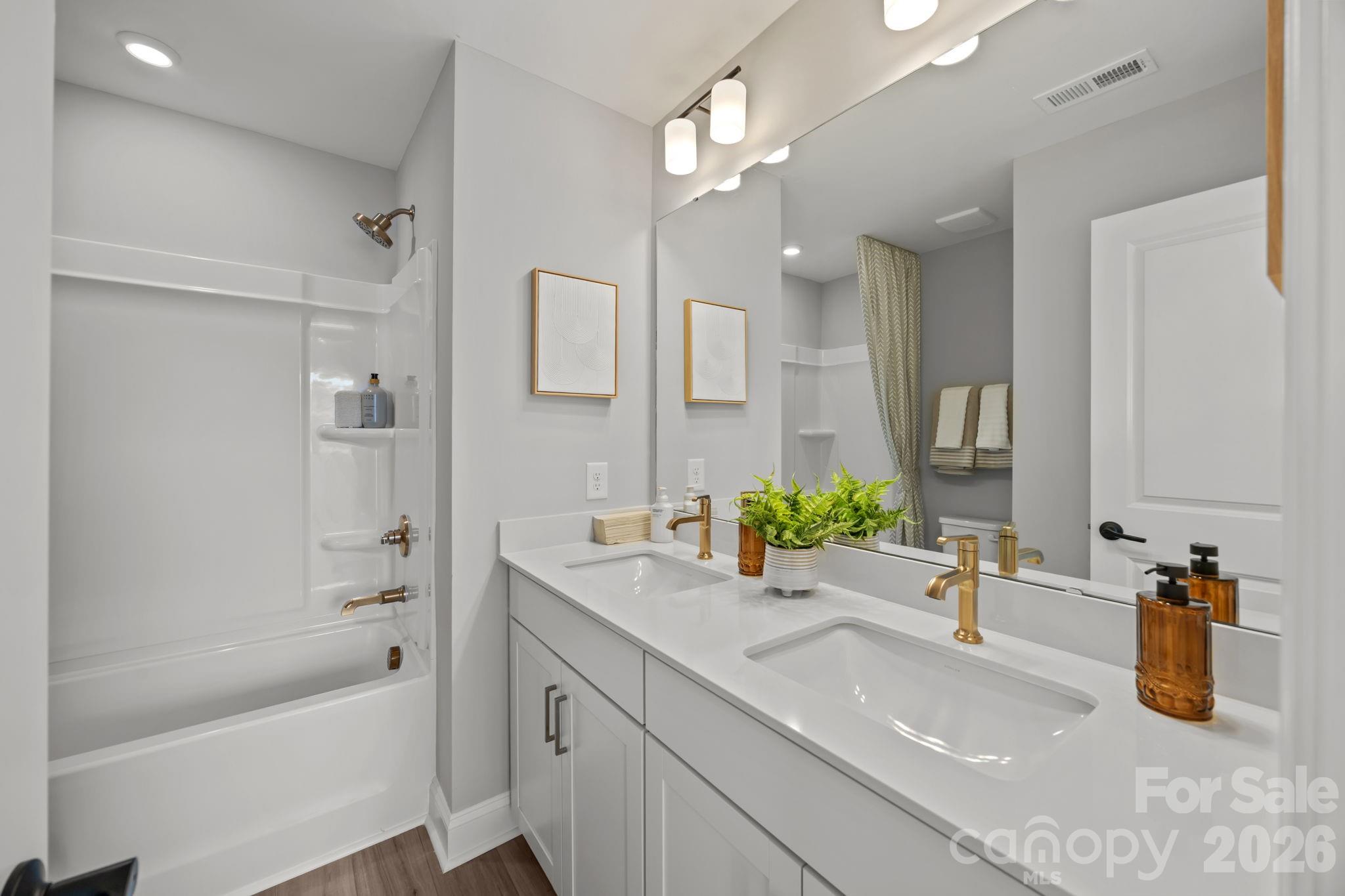 5020 Asher James Lane Property Photo 12