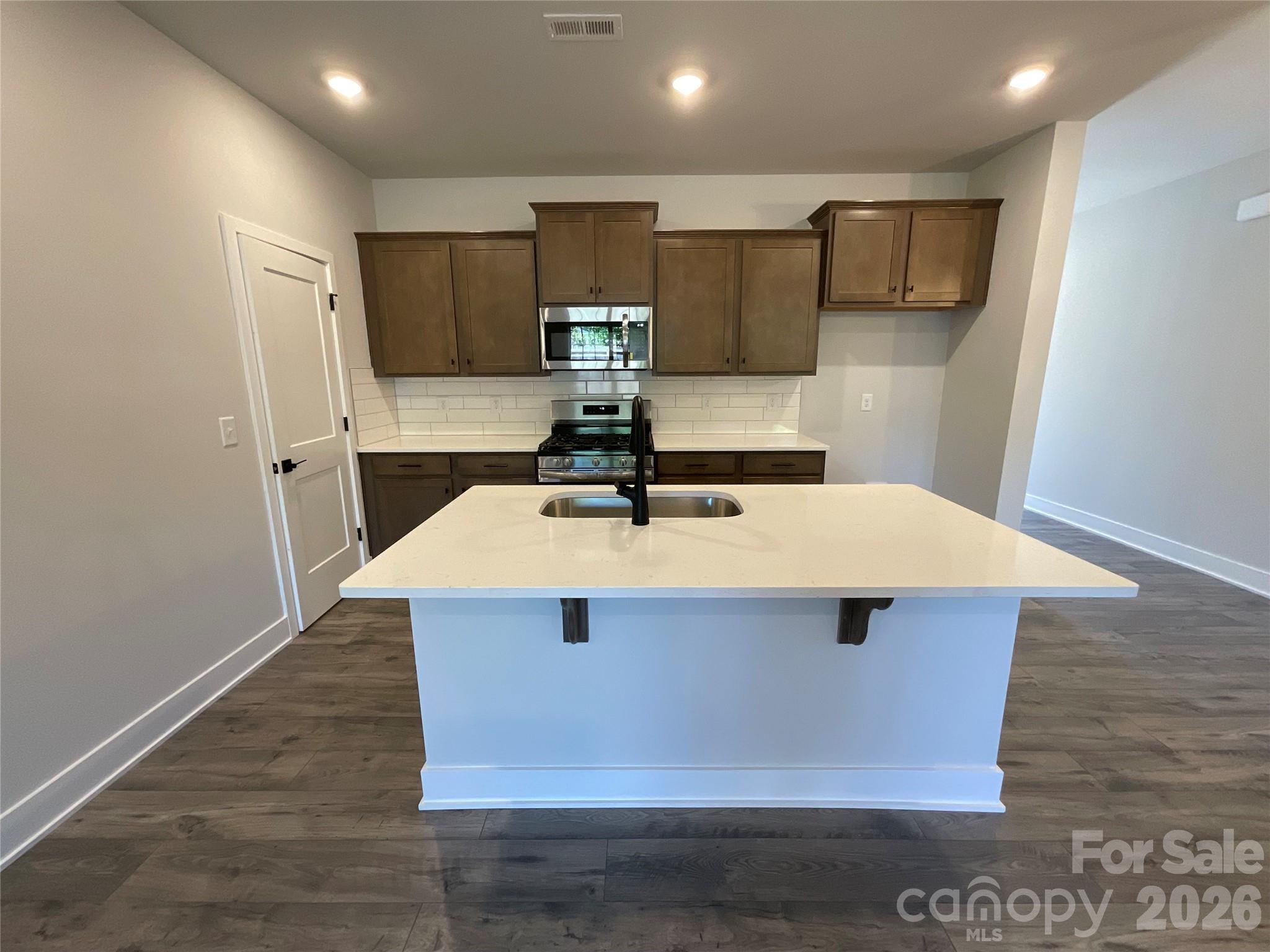 716 Pinecone Drive 22 Property Photo 12